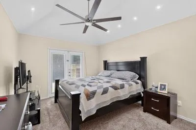 Single Family Residence For Sale in Dallas County , 1157 Meadow Park Lane, Grand Prairie, Texas 75052, 3 Bedroom, 2 Bathroom, 2 Garage spaces, 1,541 Sqft, built in 1985, mls#21316611, Real Estate Agent in Grand Prairie, Homes For Sale in Dallas county, Homes For Sale in Grand Prairie, Realtor in Grand Prairie Texas, Real Estate Brokerage Independent Realty Texas, Luminita Cordes Realtor