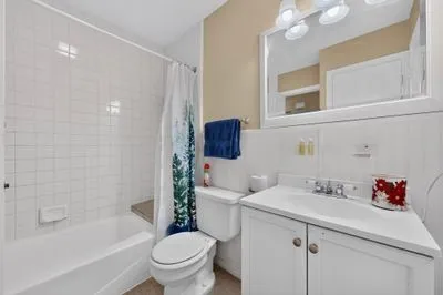 Single Family Residence For Sale in Dallas County , 1157 Meadow Park Lane, Grand Prairie, Texas 75052, 3 Bedroom, 2 Bathroom, 2 Garage spaces, 1,541 Sqft, built in 1985, mls#21316611, Real Estate Agent in Grand Prairie, Homes For Sale in Dallas county, Homes For Sale in Grand Prairie, Realtor in Grand Prairie Texas, Real Estate Brokerage Independent Realty Texas, Luminita Cordes Realtor