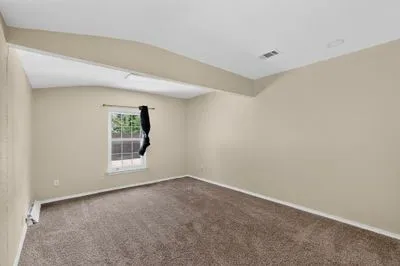 Single Family Residence For Sale in Dallas County , 1157 Meadow Park Lane, Grand Prairie, Texas 75052, 3 Bedroom, 2 Bathroom, 2 Garage spaces, 1,541 Sqft, built in 1985, mls#21316611, Real Estate Agent in Grand Prairie, Homes For Sale in Dallas county, Homes For Sale in Grand Prairie, Realtor in Grand Prairie Texas, Real Estate Brokerage Independent Realty Texas, Luminita Cordes Realtor