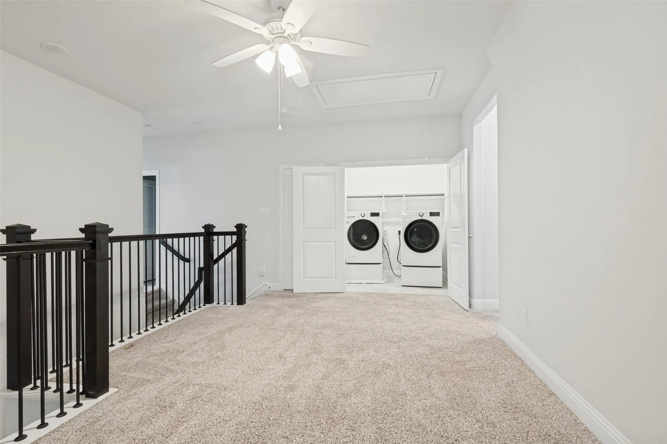 Townhouse For Rent in Denton County , 533 Hutchinson Lane, Lewisville, Texas 75077, 3 Bedroom, 3 Bathroom, 2 Garage spaces, 1,936 Sqft, built in 2022, mls#21316617, Real Estate Agent in Lewisville, Homes For Rent in Denton county, Homes For Rent in Lewisville, Realtor in Lewisville Texas, Real Estate Brokerage Independent Realty Texas, Luminita Cordes Realtor