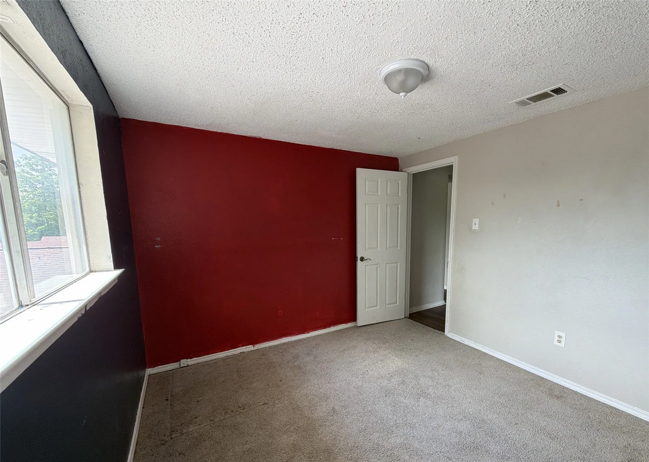 Single Family Residence For Sale in Dallas County , 7791 Los Gatos Drive, Dallas, Texas 75232, 4 Bedroom, 2 Bathroom, Garage spaces, 2,092 Sqft, built in 1975, mls#21316493, Real Estate Agent in Dallas, Homes For Sale in Dallas county, Homes For Sale in Dallas, Realtor in Dallas Texas, Real Estate Brokerage Independent Realty Texas, Luminita Cordes Realtor