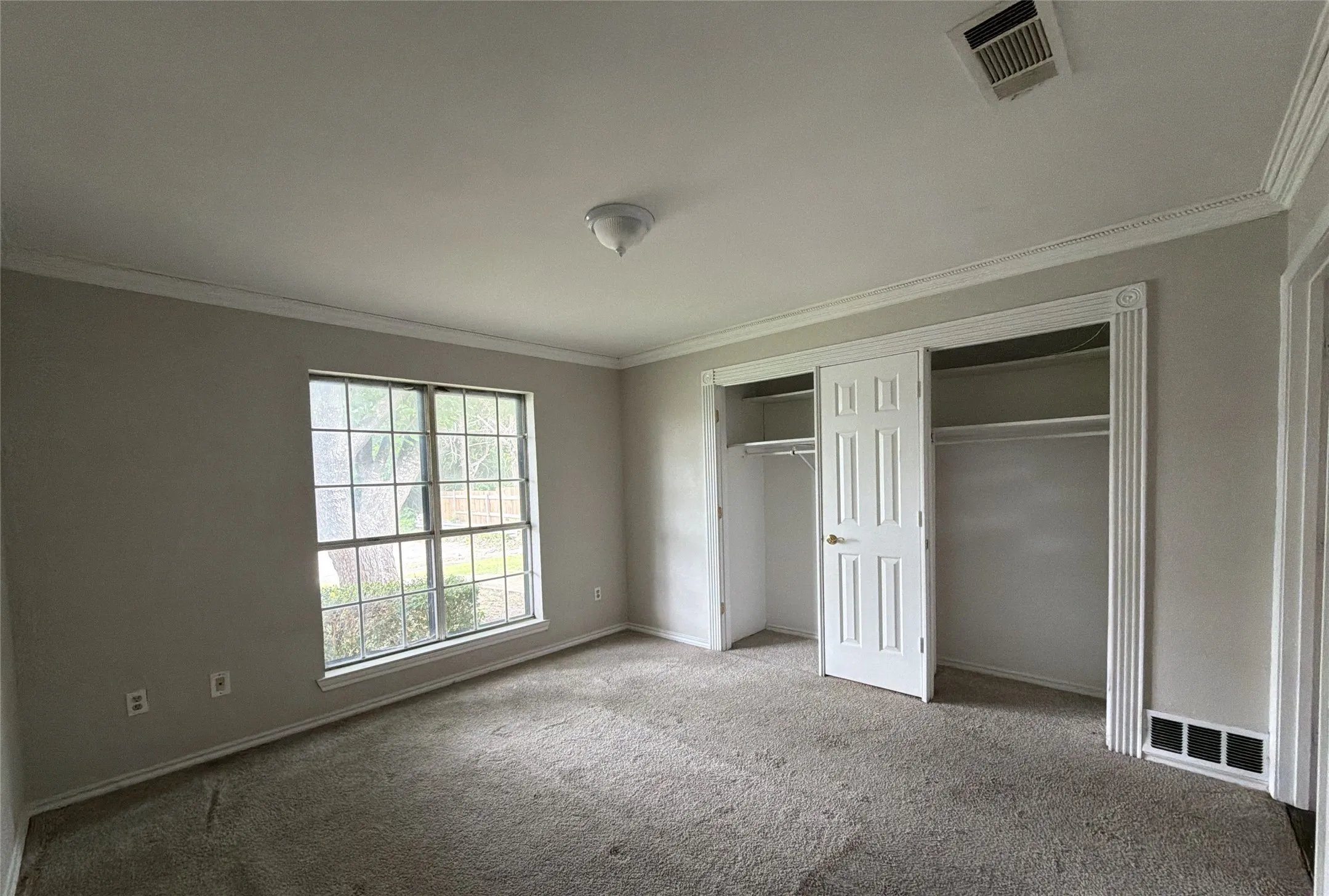 Single Family Residence For Sale in Dallas County , 7791 Los Gatos Drive, Dallas, Texas 75232, 4 Bedroom, 2 Bathroom, Garage spaces, 2,092 Sqft, built in 1975, mls#21316493, Real Estate Agent in Dallas, Homes For Sale in Dallas county, Homes For Sale in Dallas, Realtor in Dallas Texas, Real Estate Brokerage Independent Realty Texas, Luminita Cordes Realtor
