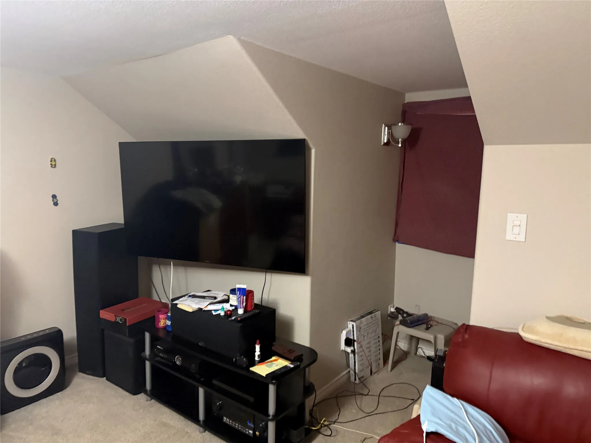 Single Family Residence For Sale in Dallas County , 2904 Bridal Wreath Lane, Dallas, Texas 75233, 4 Bedrooms, 4 Bathrooms, 2 Garage spaces, 2,598 Sqft, built in 1970, Price $279,000, mls#21316549, Real Estate Agent in Dallas, Homes For Sale in Dallas county, Homes For Sale in Dallas, Realtor in Dallas Texas, Real Estate Brokerage Independent Realty Texas, Luminita Cordes Realtor