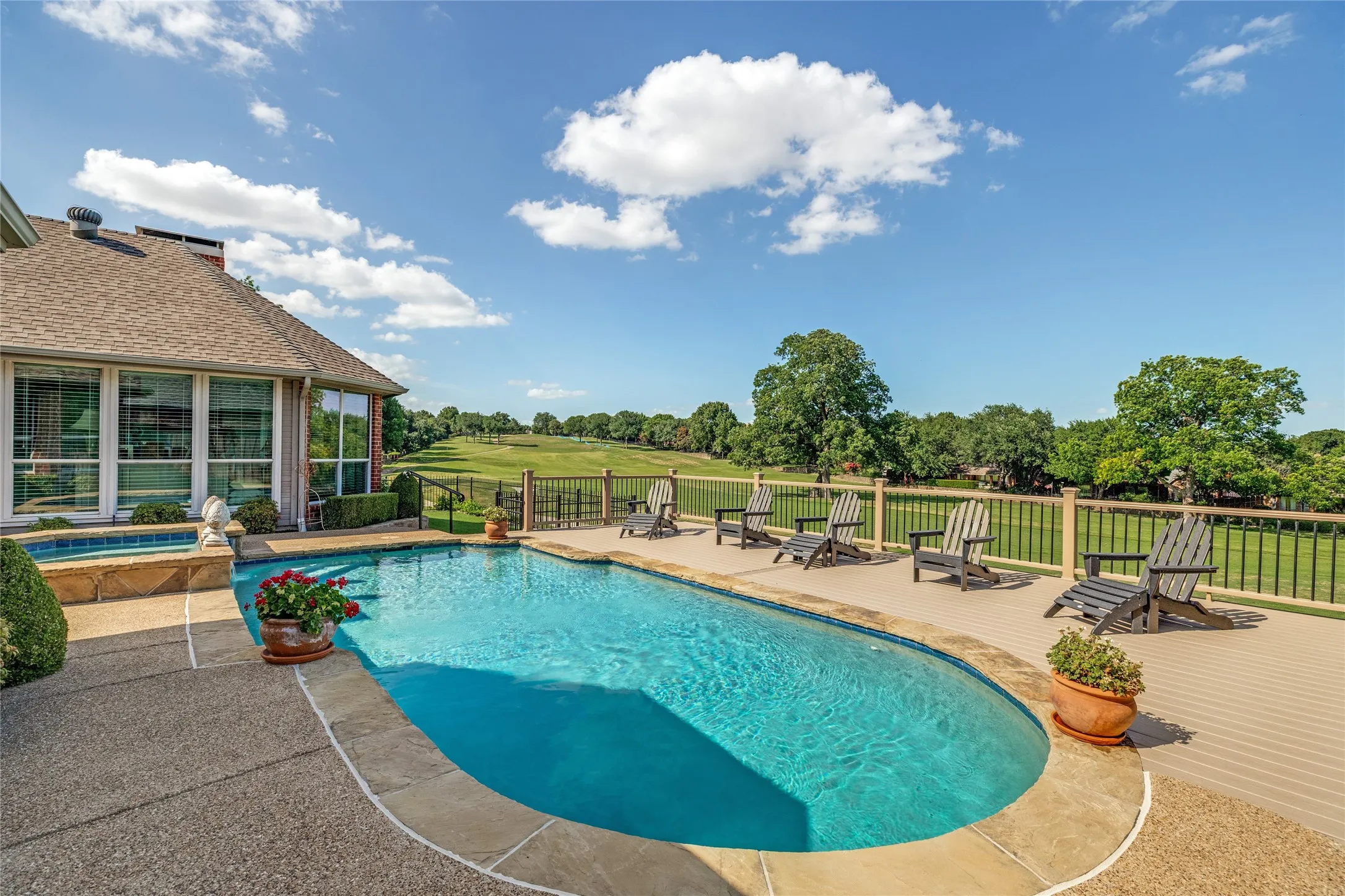Trex deck & rails w 50 yr warranty