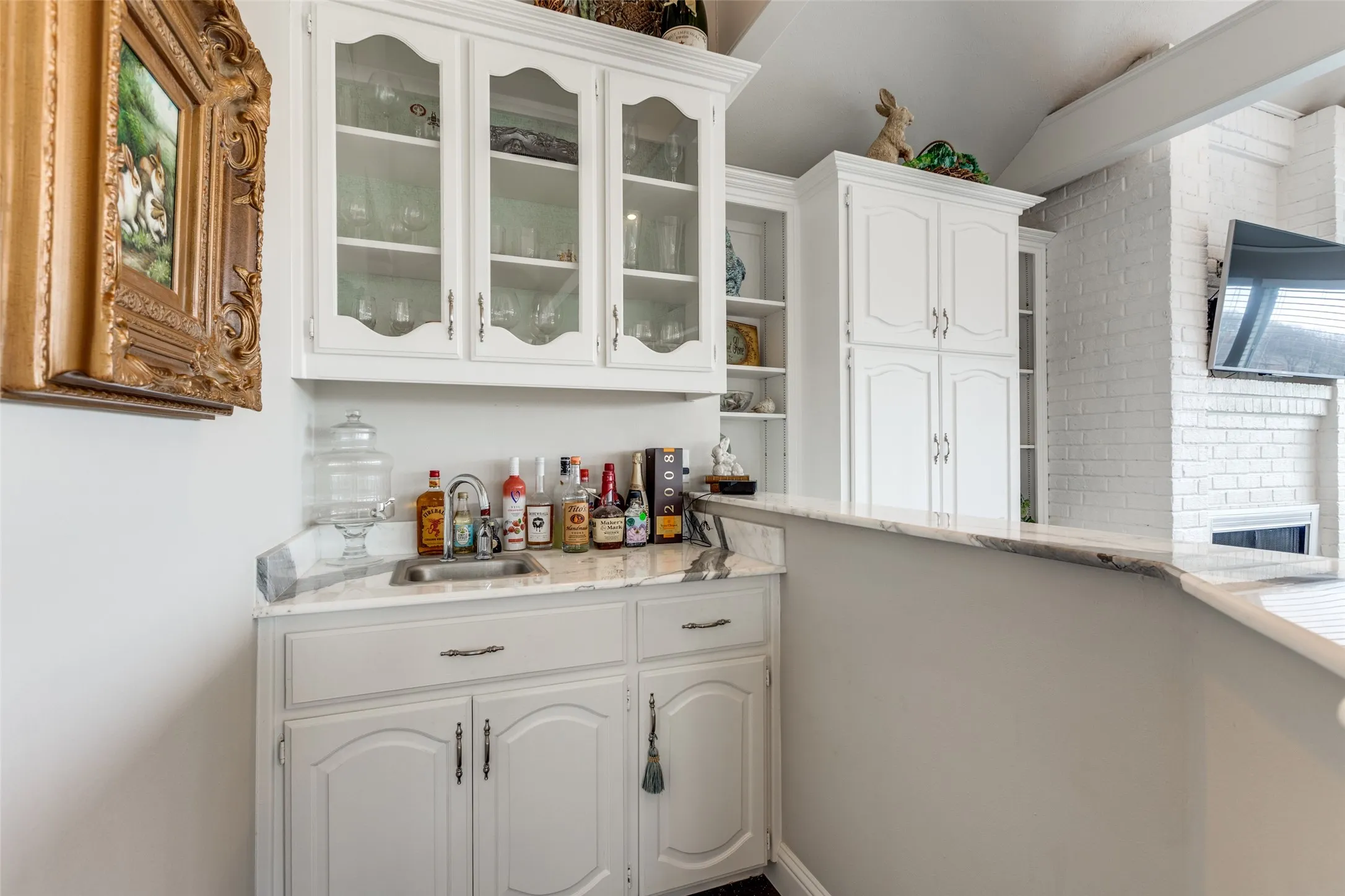 Wet bar