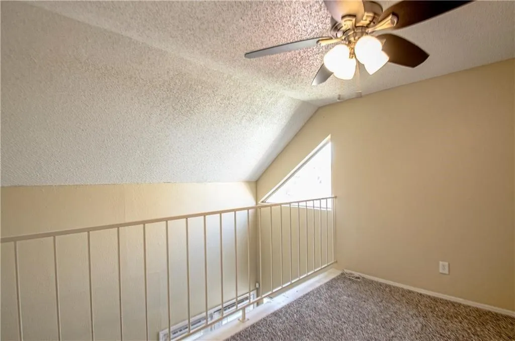 Condominium For Sale in Dallas County , 9835 Walnut Street 202, Dallas, Texas 75243, 2 Bedroom, 1 Bathroom, 1 Garage spaces, 774 Sqft, built in 1984, mls#21315147, Real Estate Agent in Dallas, Homes For Sale in Dallas county, Homes For Sale in Dallas, Realtor in Dallas Texas, Real Estate Brokerage Independent Realty Texas, Luminita Cordes Realtor