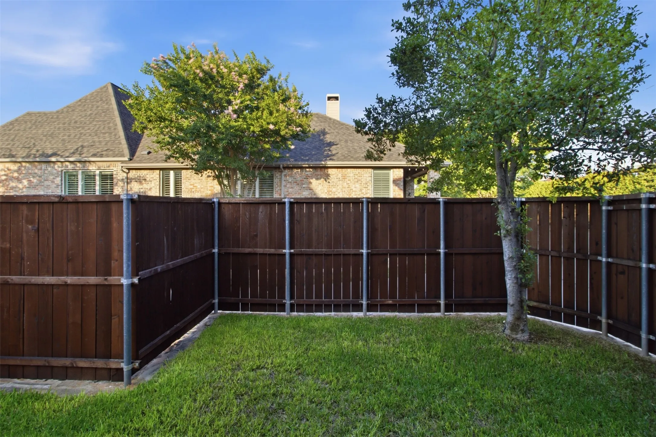 Single Family Residence For Sale in Collin County , 2270 Morning Dew Court, Allen, Texas 75013, 4 Bedroom, 3 Bathroom, 2 Garage spaces, 3,186 Sqft, built in 2013, mls#21316694, Real Estate Agent in Allen, Homes For Sale in Collin county, Homes For Sale in Allen, Realtor in Allen Texas, Real Estate Brokerage Independent Realty Texas, Luminita Cordes Realtor