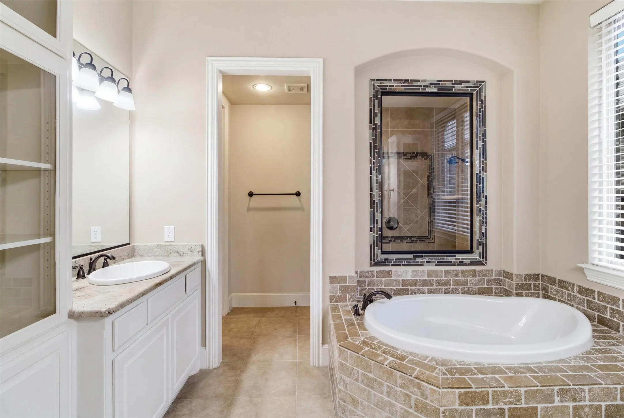 Single Family Residence For Sale in Collin County , 2270 Morning Dew Court, Allen, Texas 75013, 4 Bedroom, 3 Bathroom, 2 Garage spaces, 3,186 Sqft, built in 2013, mls#21316694, Real Estate Agent in Allen, Homes For Sale in Collin county, Homes For Sale in Allen, Realtor in Allen Texas, Real Estate Brokerage Independent Realty Texas, Luminita Cordes Realtor