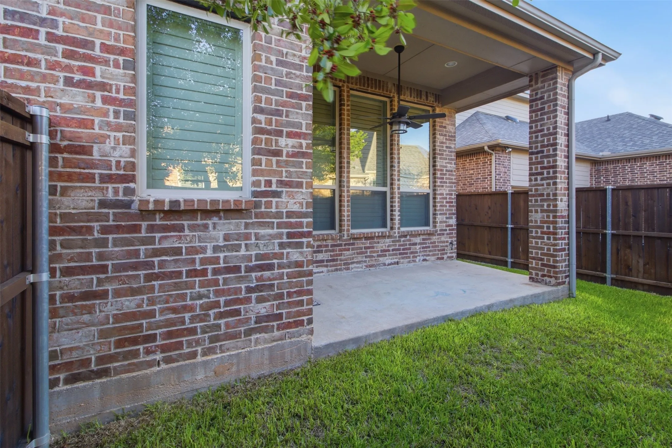 Single Family Residence For Sale in Collin County , 2270 Morning Dew Court, Allen, Texas 75013, 4 Bedroom, 3 Bathroom, 2 Garage spaces, 3,186 Sqft, built in 2013, mls#21316694, Real Estate Agent in Allen, Homes For Sale in Collin county, Homes For Sale in Allen, Realtor in Allen Texas, Real Estate Brokerage Independent Realty Texas, Luminita Cordes Realtor