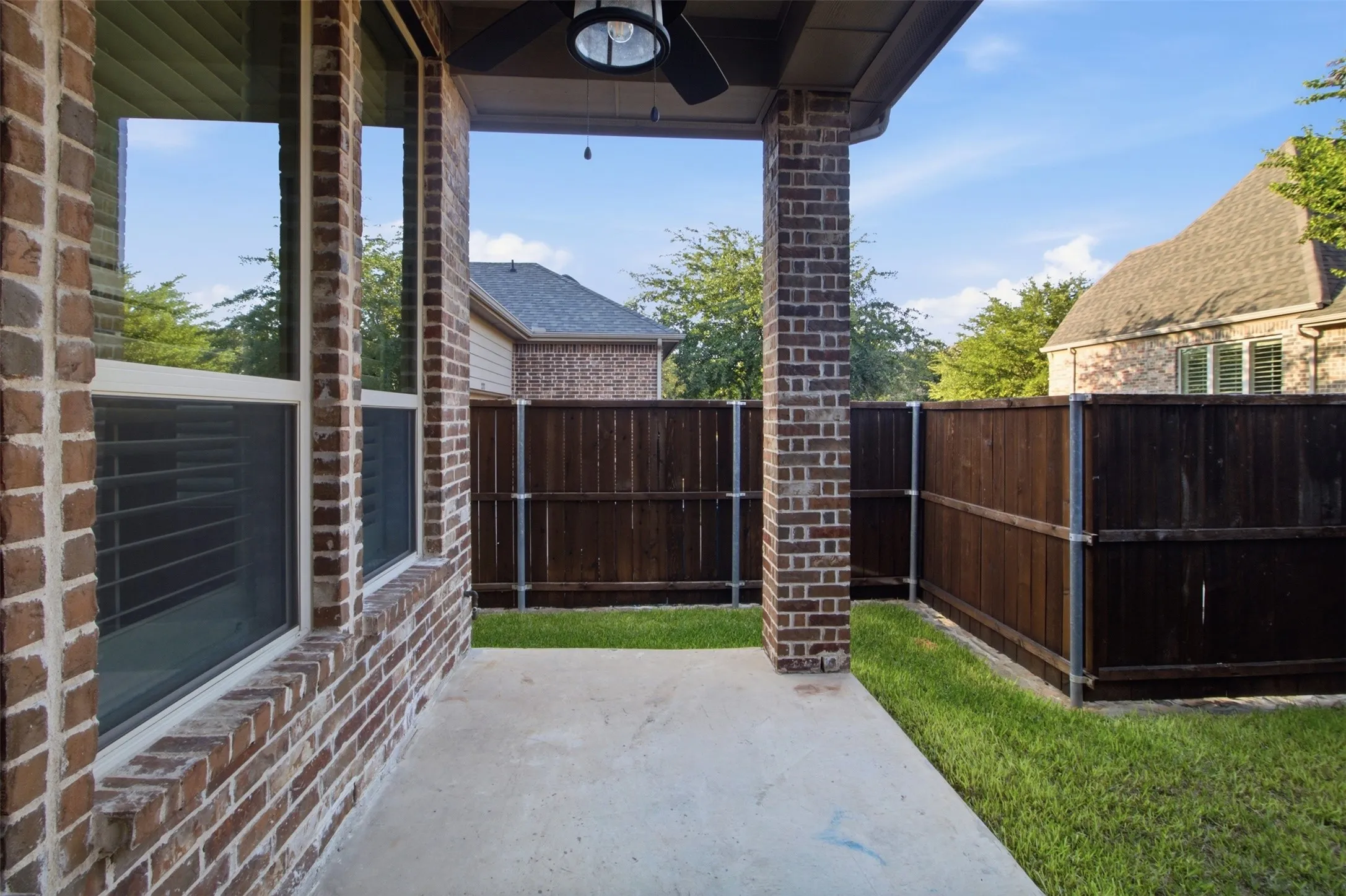 Single Family Residence For Sale in Collin County , 2270 Morning Dew Court, Allen, Texas 75013, 4 Bedroom, 3 Bathroom, 2 Garage spaces, 3,186 Sqft, built in 2013, mls#21316694, Real Estate Agent in Allen, Homes For Sale in Collin county, Homes For Sale in Allen, Realtor in Allen Texas, Real Estate Brokerage Independent Realty Texas, Luminita Cordes Realtor