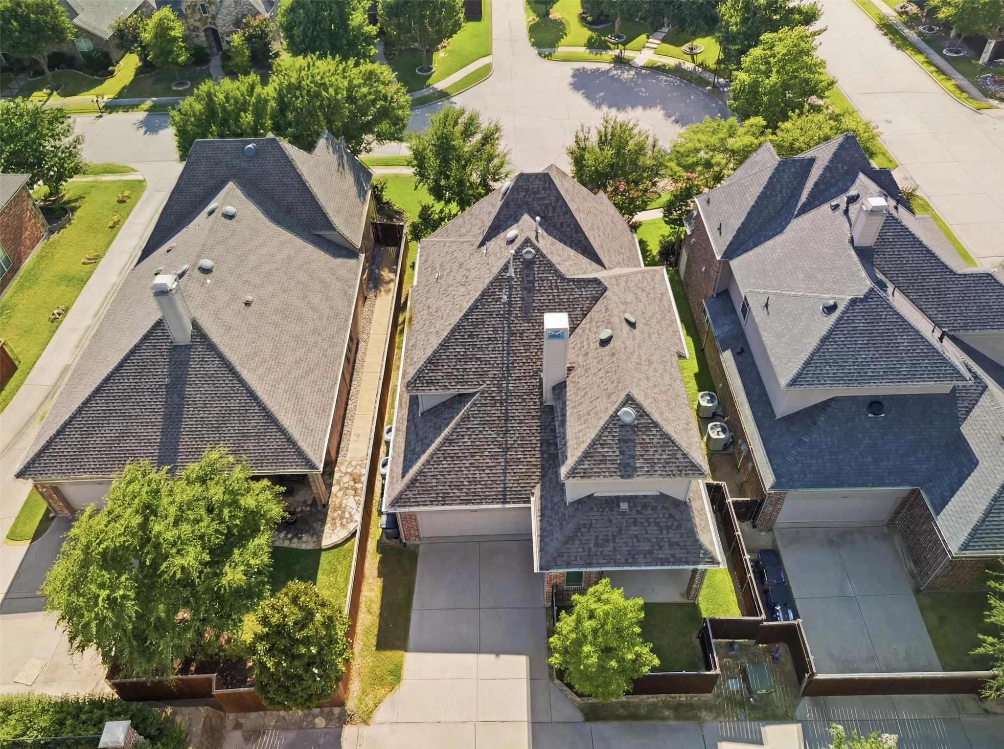 Single Family Residence For Sale in Collin County , 2270 Morning Dew Court, Allen, Texas 75013, 4 Bedroom, 3 Bathroom, 2 Garage spaces, 3,186 Sqft, built in 2013, mls#21316694, Real Estate Agent in Allen, Homes For Sale in Collin county, Homes For Sale in Allen, Realtor in Allen Texas, Real Estate Brokerage Independent Realty Texas, Luminita Cordes Realtor