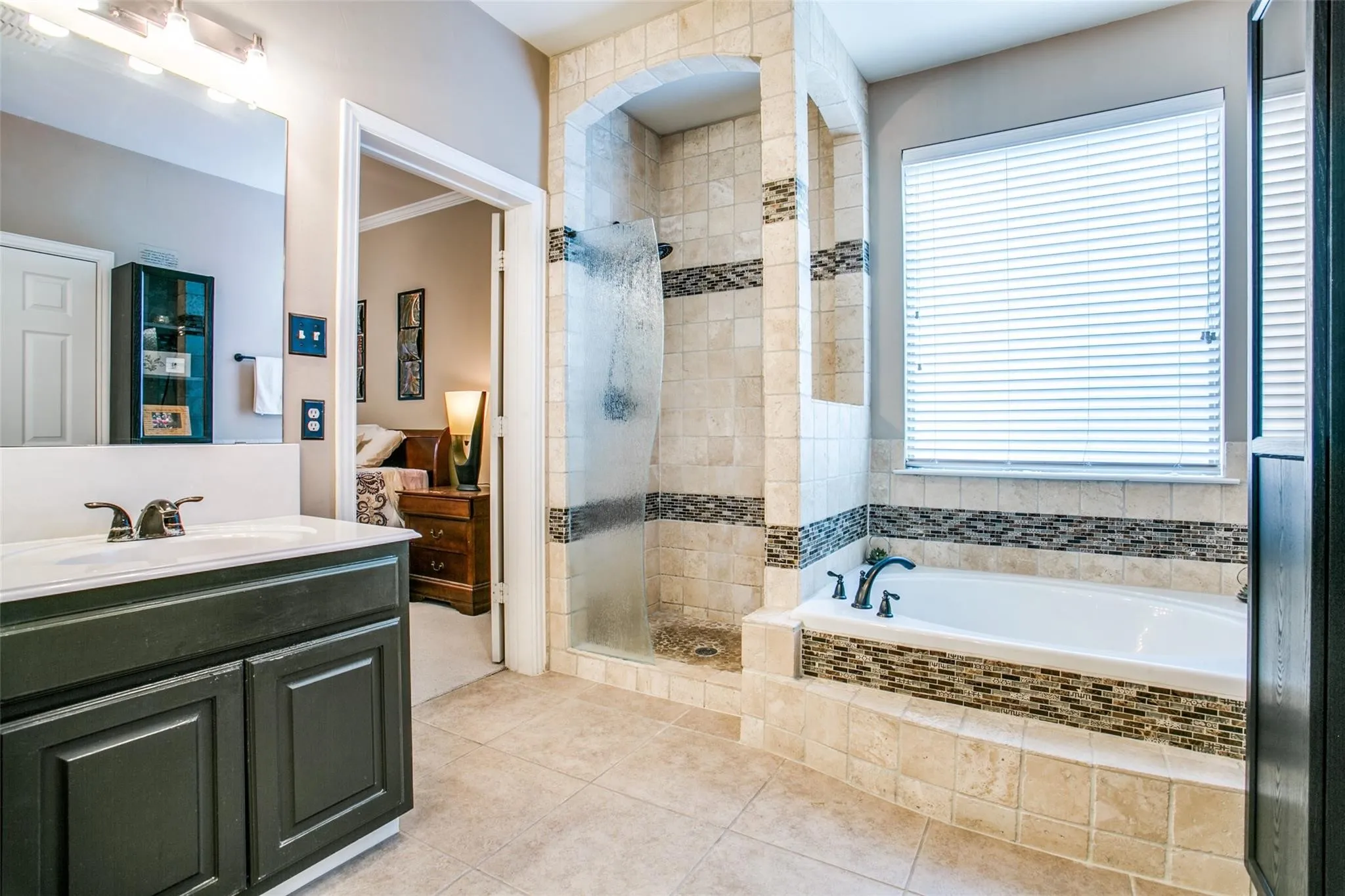 Single Family Residence For Rent in Collin County , 5424 Oakley Road, Mc Kinney, Texas 75070, 4 Bedroom, 3 Bathroom, 2 Garage spaces, 2,657 Sqft, built in 2004, mls#21316703, Real Estate Agent in Mc Kinney, Homes For Rent in Collin county, Homes For Rent in Mc Kinney, Realtor in Mc Kinney Texas, Real Estate Brokerage Independent Realty Texas, Luminita Cordes Realtor