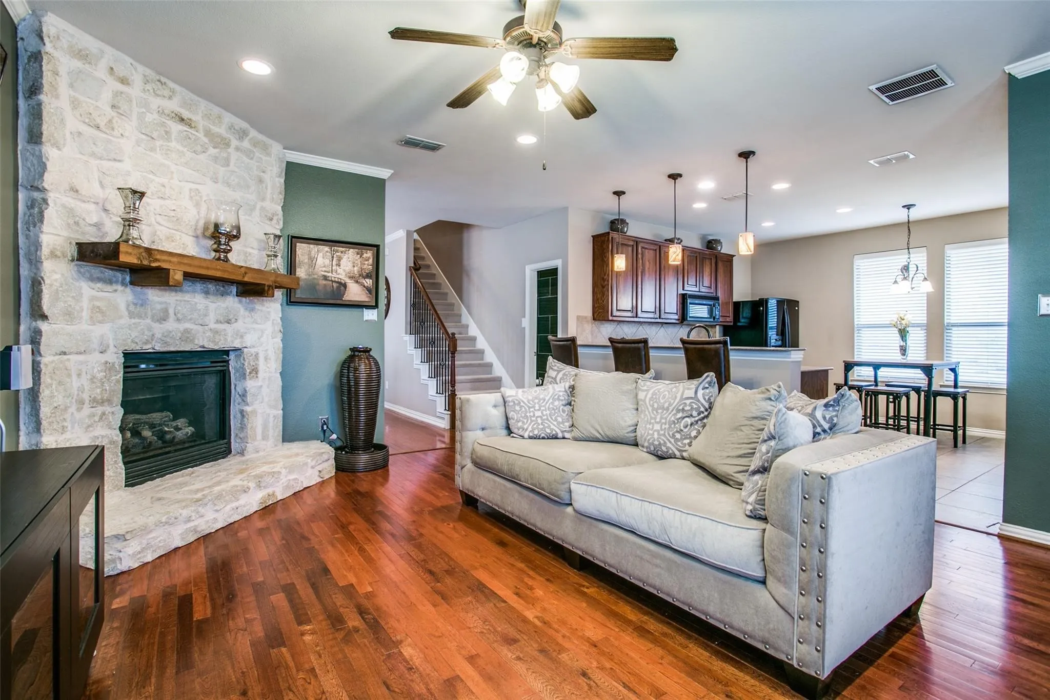 Single Family Residence For Rent in Collin County , 5424 Oakley Road, Mc Kinney, Texas 75070, 4 Bedroom, 3 Bathroom, 2 Garage spaces, 2,657 Sqft, built in 2004, mls#21316703, Real Estate Agent in Mc Kinney, Homes For Rent in Collin county, Homes For Rent in Mc Kinney, Realtor in Mc Kinney Texas, Real Estate Brokerage Independent Realty Texas, Luminita Cordes Realtor