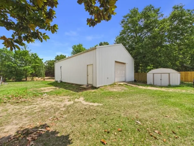 Business For Sale in Van Zandt County , 7574 St Hwy 64, Ben Wheeler, Texas 75754, 0, 0, Garage spaces, 0 Sqft, built in 1984, mls#21316705, Real Estate Agent in Ben Wheeler, Homes For Sale in Van Zandt county, Homes For Sale in Ben Wheeler, Realtor in Ben Wheeler Texas, Real Estate Brokerage Independent Realty Texas, Luminita Cordes Realtor
