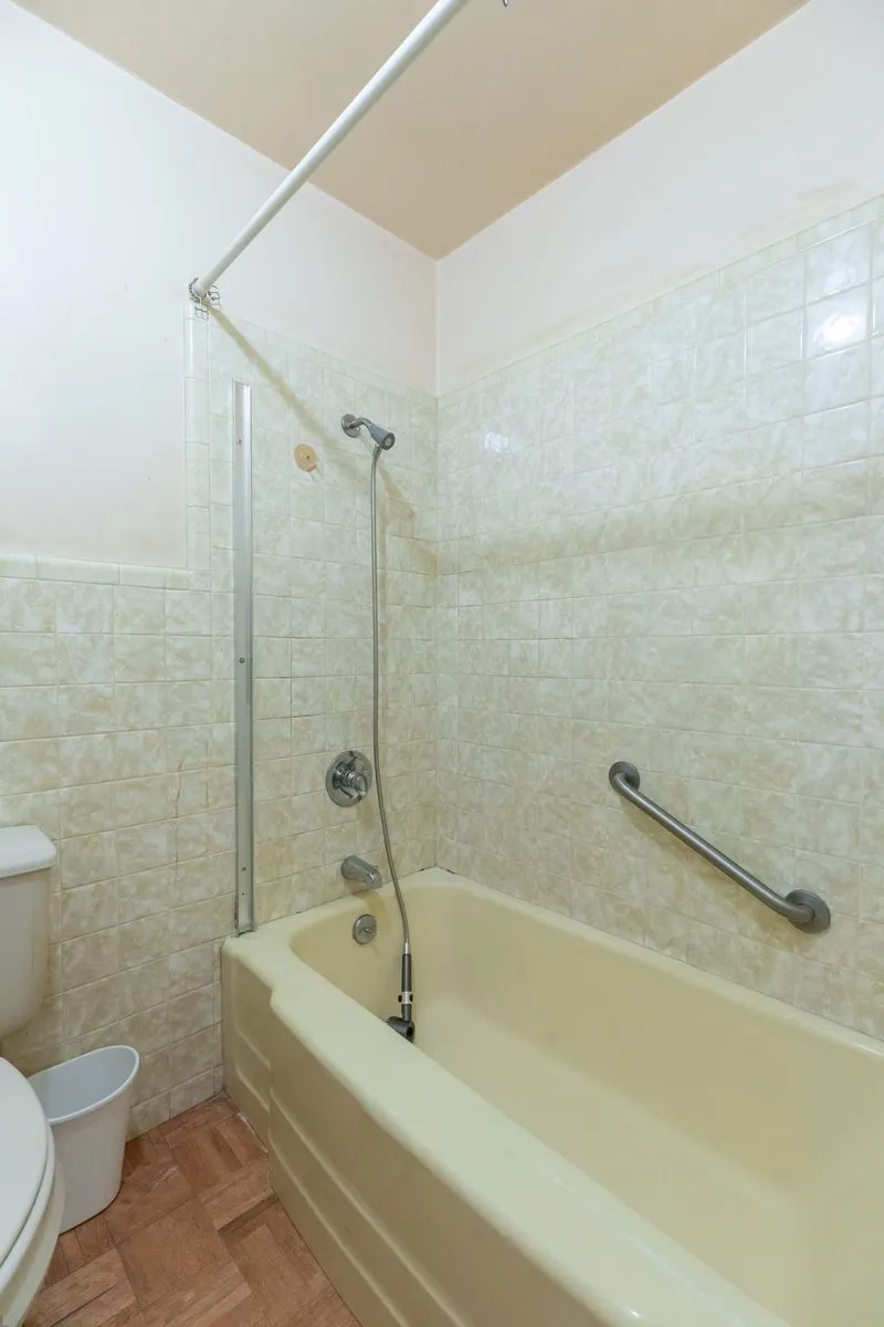 Single Family Residence For Sale in Taylor County , 1625 Bridge Avenue, Abilene, Texas 79603, 3 Bedrooms, 1 Bathroom, Garage spaces, 1,160 Sqft, built in 1955, Price $165,900, mls#21315545, Real Estate Agent in Abilene, Homes For Sale in Taylor county, Homes For Sale in Abilene, Realtor in Abilene Texas, Real Estate Brokerage Independent Realty Texas, Luminita Cordes Realtor