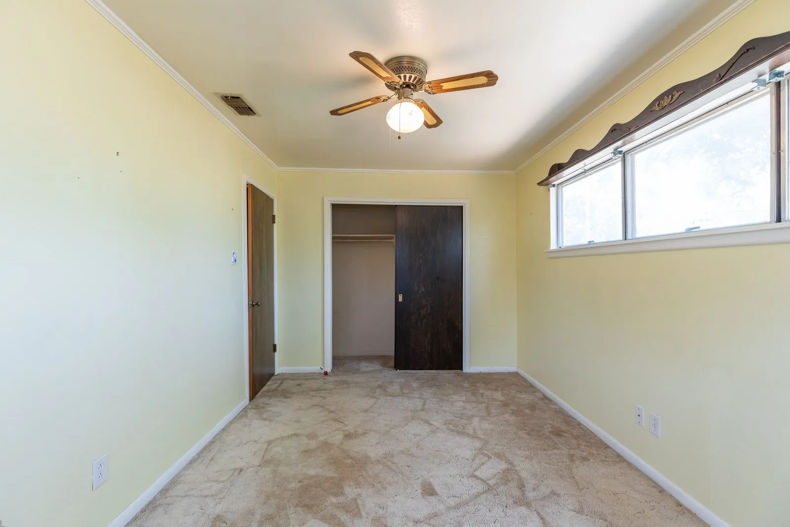Single Family Residence For Sale in Taylor County , 1625 Bridge Avenue, Abilene, Texas 79603, 3 Bedrooms, 1 Bathroom, Garage spaces, 1,160 Sqft, built in 1955, Price $165,900, mls#21315545, Real Estate Agent in Abilene, Homes For Sale in Taylor county, Homes For Sale in Abilene, Realtor in Abilene Texas, Real Estate Brokerage Independent Realty Texas, Luminita Cordes Realtor