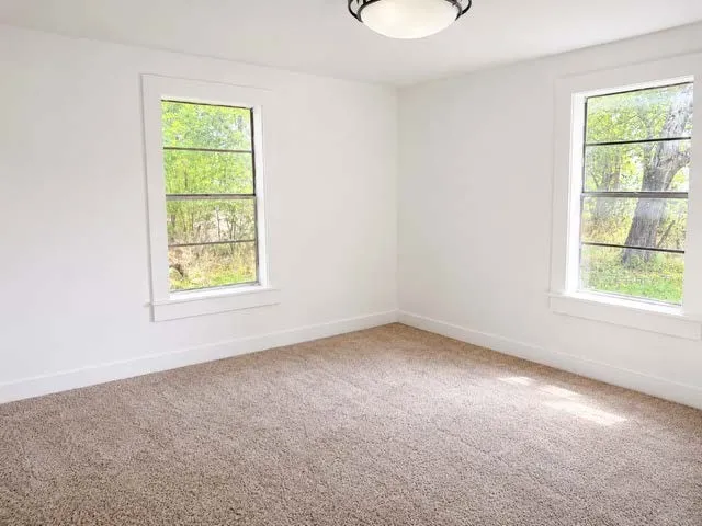 Single Family Residence For Sale in Palo Pinto County , 125 W Crawford Street, Mingus, Texas 76463, 2 Bedroom, 1 Bathroom, Garage spaces, 826 Sqft, built in 1940, mls#21316424, Real Estate Agent in Mingus, Homes For Sale in Palo Pinto county, Homes For Sale in Mingus, Realtor in Mingus Texas, Real Estate Brokerage Independent Realty Texas, Luminita Cordes Realtor