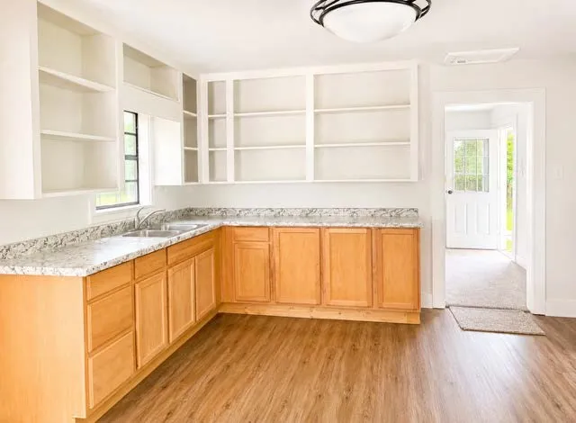 Single Family Residence For Sale in Palo Pinto County , 125 W Crawford Street, Mingus, Texas 76463, 2 Bedroom, 1 Bathroom, Garage spaces, 826 Sqft, built in 1940, mls#21316424, Real Estate Agent in Mingus, Homes For Sale in Palo Pinto county, Homes For Sale in Mingus, Realtor in Mingus Texas, Real Estate Brokerage Independent Realty Texas, Luminita Cordes Realtor