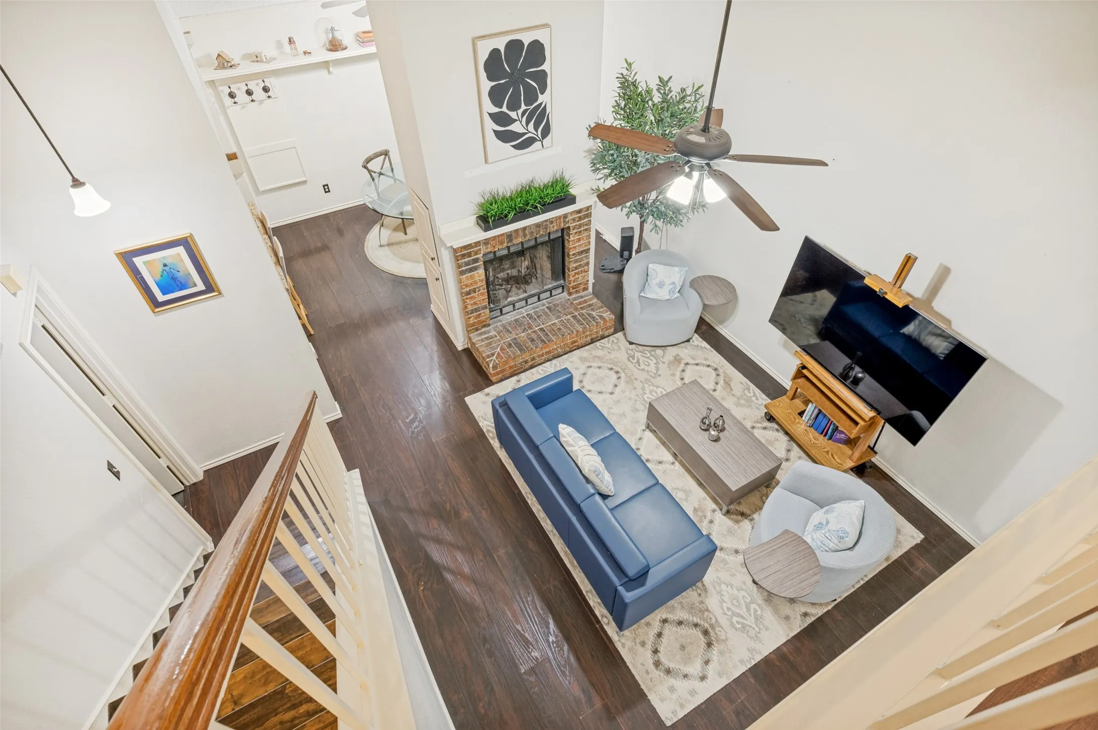 Townhouse For Sale in Dallas County , 2800 Keller Springs Road 6B, Carrollton, Texas 75006, 2 Bedroom, 2 Bathroom, 2 Garage spaces, 1,200 Sqft, built in 1985, mls#21316090, Real Estate Agent in Carrollton, Homes For Sale in Dallas county, Homes For Sale in Carrollton, Realtor in Carrollton Texas, Real Estate Brokerage Independent Realty Texas, Luminita Cordes Realtor