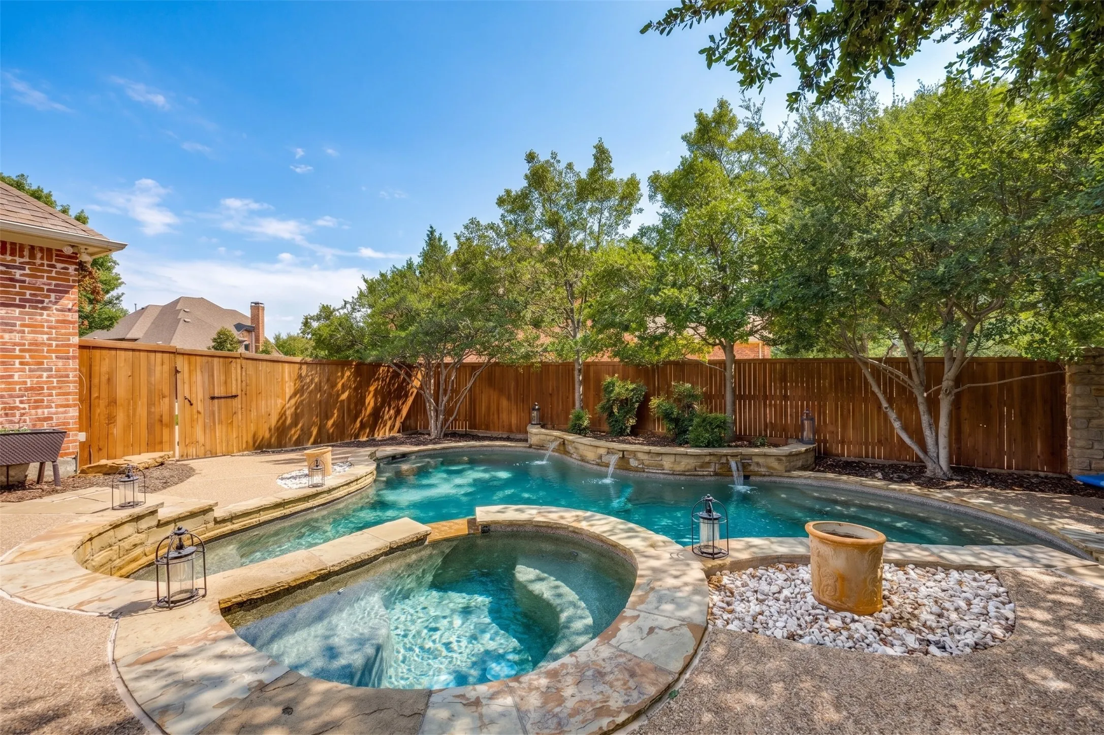 Single Family Residence For Rent in Collin County , 5860 Red Hill Lane, Frisco, Texas 75034, 4 Bedroom, 5 Bathroom, 3 Garage spaces, 3,615 Sqft, built in 1999, mls#21300336, Real Estate Agent in Frisco, Homes For Rent in Collin county, Homes For Rent in Frisco, Realtor in Frisco Texas, Real Estate Brokerage Independent Realty Texas, Luminita Cordes Realtor