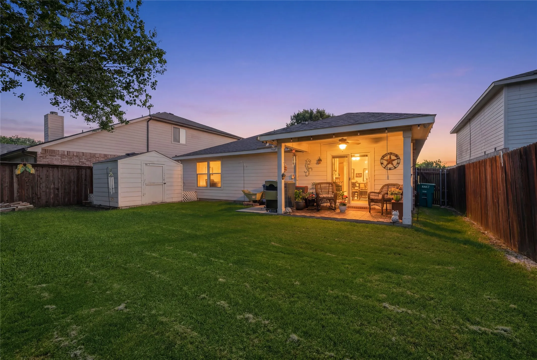 Single Family Residence For Sale in Tarrant County , 9437 Pastime Court, Fort Worth, Texas 76244, 3 Bedroom, 2 Bathroom, 2 Garage spaces, 1,591 Sqft, built in 2004, mls#21315408, Real Estate Agent in Fort Worth, Homes For Sale in Tarrant county, Homes For Sale in Fort Worth, Realtor in Fort Worth Texas, Real Estate Brokerage Independent Realty Texas, Luminita Cordes Realtor