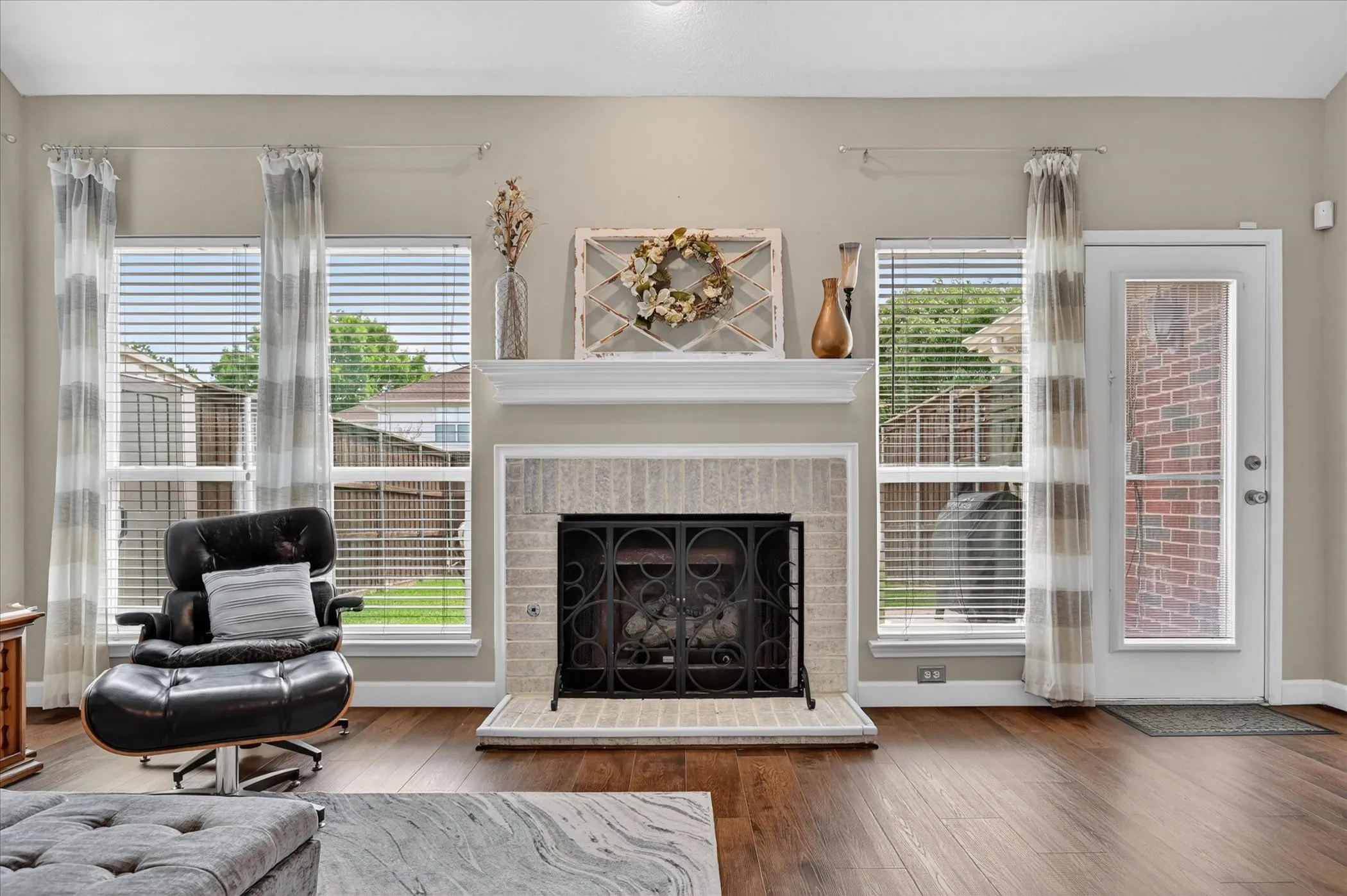 Gas log fireplace in the family room