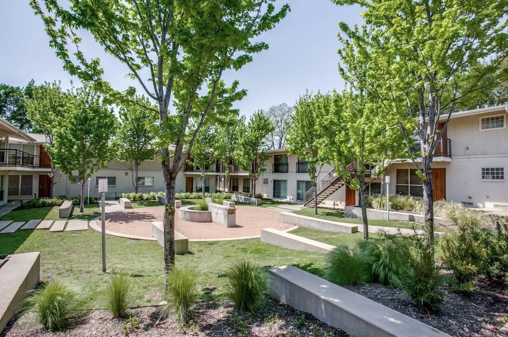 Condominium For Sale in Dallas County , 4616 W Lovers Lane 119, Dallas, Texas 75209, 2 Bedroom, 2 Bathroom, Garage spaces, 1,026 Sqft, built in 1960, mls#21314865, Real Estate Agent in Dallas, Homes For Sale in Dallas county, Homes For Sale in Dallas, Realtor in Dallas Texas, Real Estate Brokerage Independent Realty Texas, Luminita Cordes Realtor
