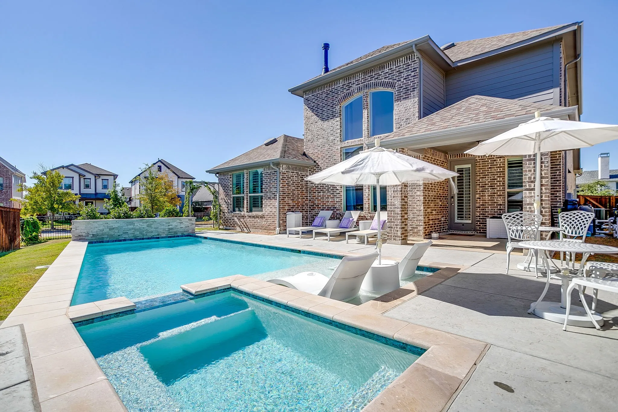 Single Family Residence For Sale in Parker County , 2009 Roundtree Circle E, Fort Worth, Texas 76008, 4 Bedroom, 3 Bathroom, 2 Garage spaces, 3,001 Sqft, built in 2021, Price $720,000, mls#21316801, Real Estate Agent in Fort Worth, Homes For Sale in Parker county, Homes For Sale in Fort Worth, Realtor in Fort Worth Texas, Real Estate Brokerage Independent Realty Texas, Luminita Cordes Realtor