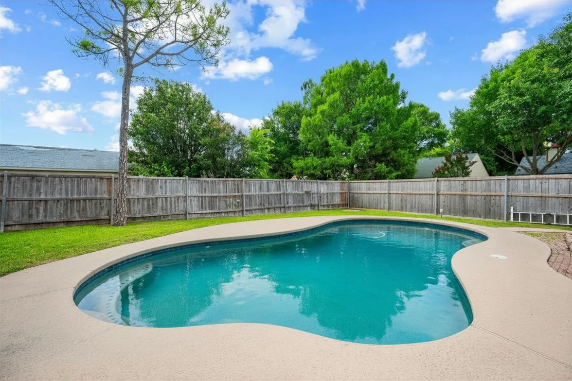 Pool and hot tub