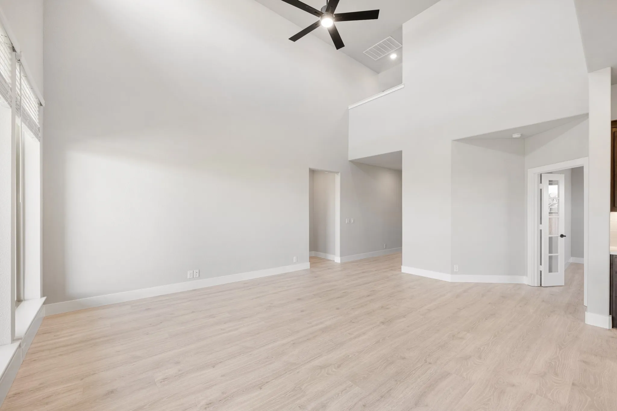 Single Family Residence For Sale in Denton County , 1006 Goldenrod Drive, Justin, Texas 76247, 5 Bedroom, 4 Bathroom, 2 Garage spaces, 3,560 Sqft, built in 2026, mls#21316792, Real Estate Agent in Justin, Homes For Sale in Denton county, Homes For Sale in Justin, Realtor in Justin Texas, Real Estate Brokerage Independent Realty Texas, Luminita Cordes Realtor
