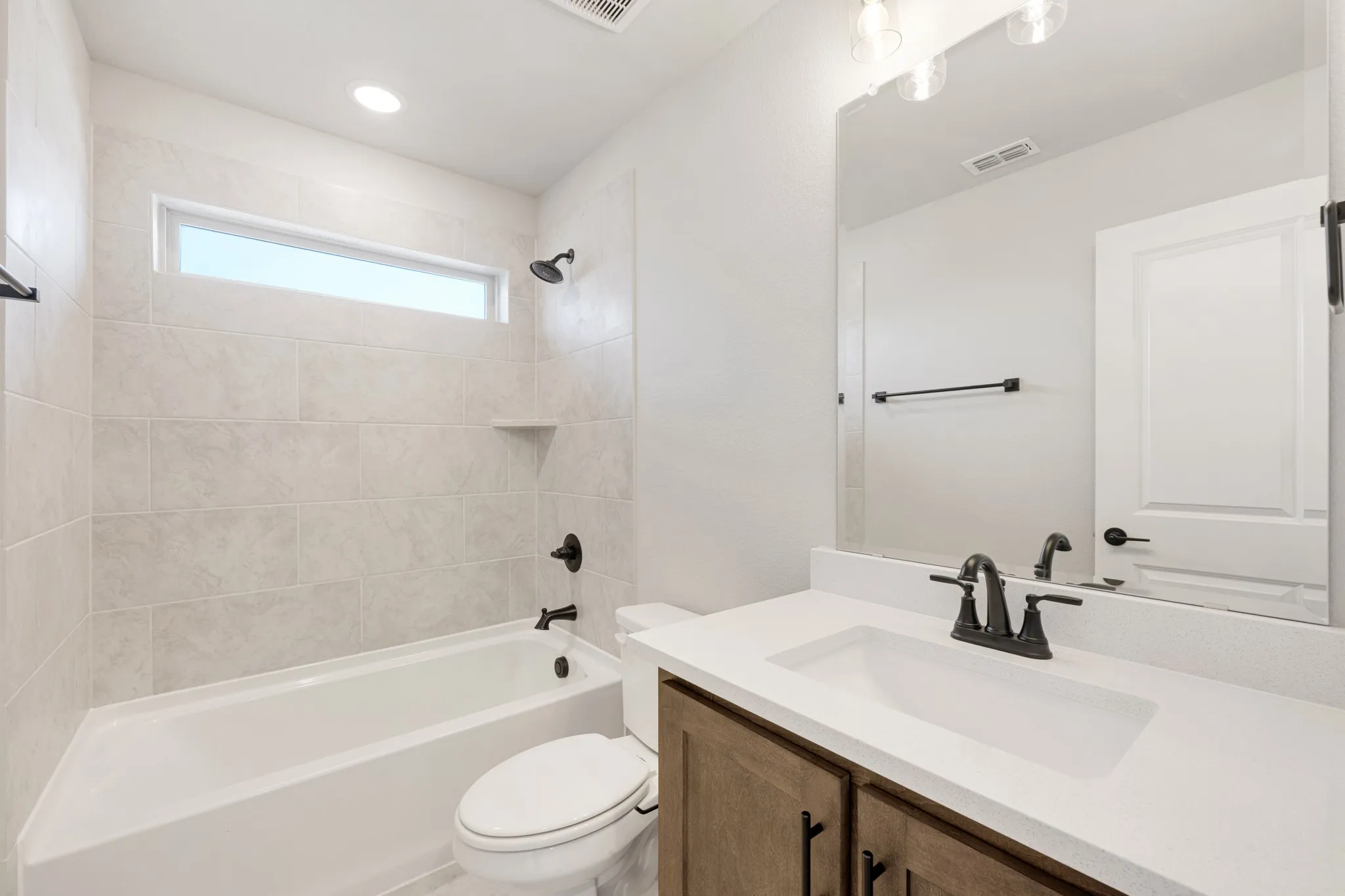 Single Family Residence For Sale in Denton County , 1006 Goldenrod Drive, Justin, Texas 76247, 5 Bedroom, 4 Bathroom, 2 Garage spaces, 3,560 Sqft, built in 2026, mls#21316792, Real Estate Agent in Justin, Homes For Sale in Denton county, Homes For Sale in Justin, Realtor in Justin Texas, Real Estate Brokerage Independent Realty Texas, Luminita Cordes Realtor