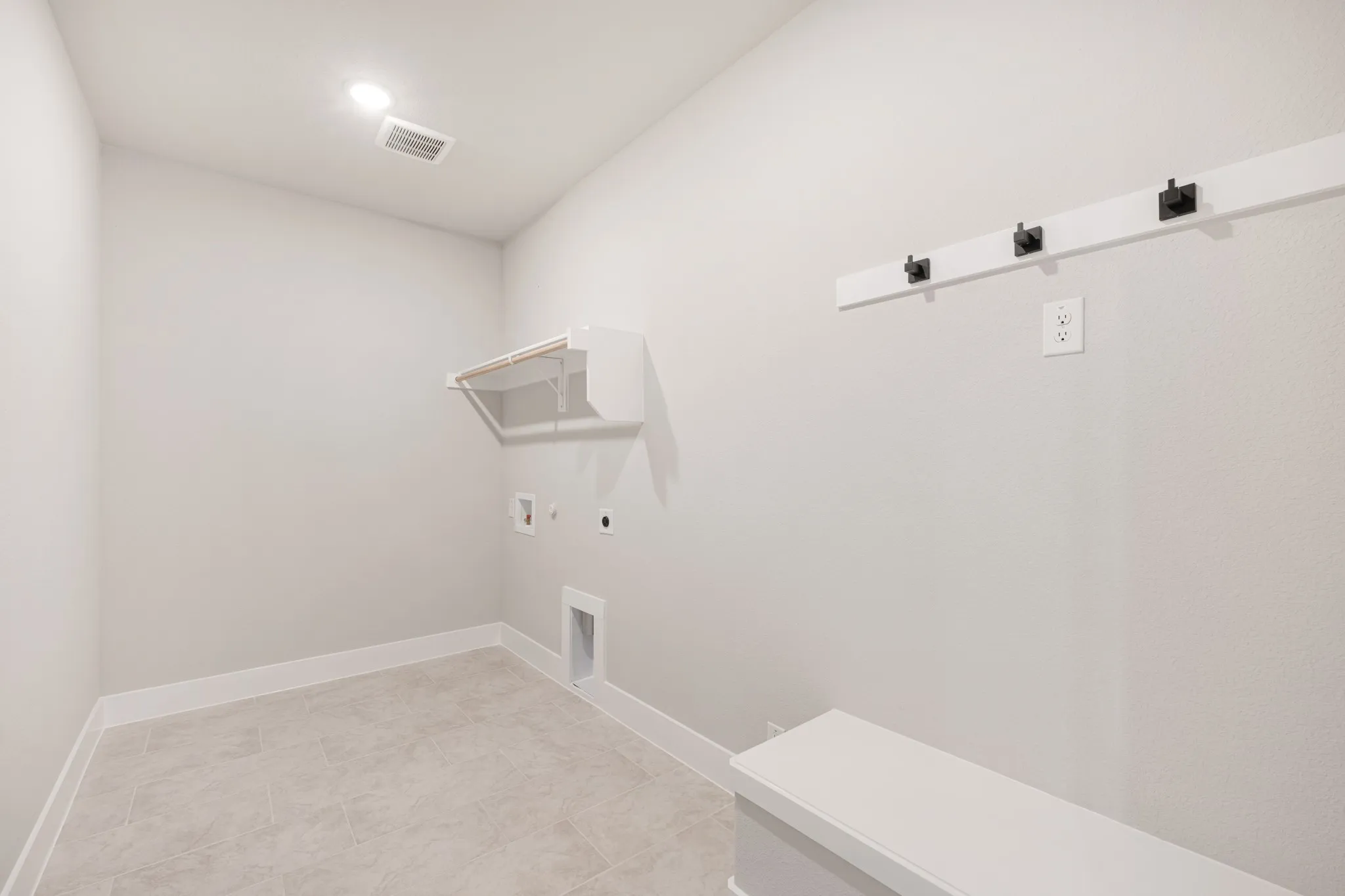 Single Family Residence For Sale in Denton County , 1006 Goldenrod Drive, Justin, Texas 76247, 5 Bedroom, 4 Bathroom, 2 Garage spaces, 3,560 Sqft, built in 2026, mls#21316792, Real Estate Agent in Justin, Homes For Sale in Denton county, Homes For Sale in Justin, Realtor in Justin Texas, Real Estate Brokerage Independent Realty Texas, Luminita Cordes Realtor