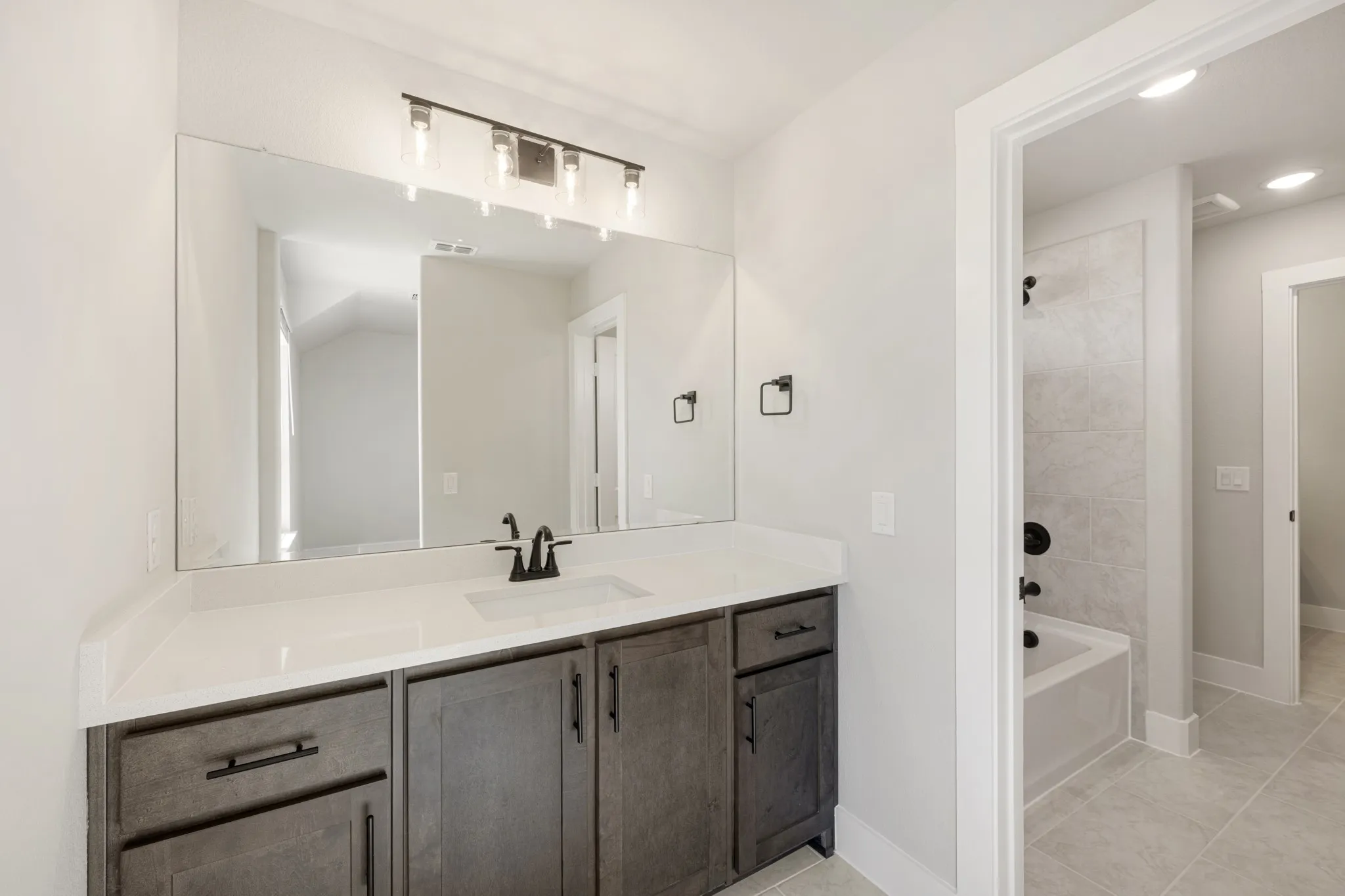Single Family Residence For Sale in Denton County , 1006 Goldenrod Drive, Justin, Texas 76247, 5 Bedroom, 4 Bathroom, 2 Garage spaces, 3,560 Sqft, built in 2026, mls#21316792, Real Estate Agent in Justin, Homes For Sale in Denton county, Homes For Sale in Justin, Realtor in Justin Texas, Real Estate Brokerage Independent Realty Texas, Luminita Cordes Realtor