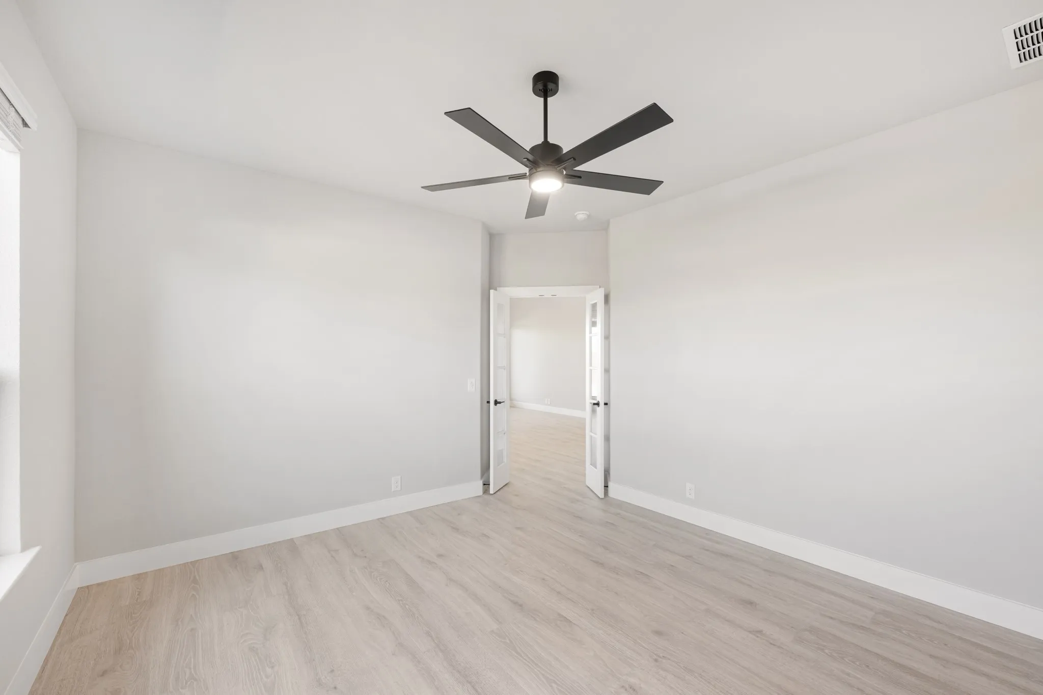 Single Family Residence For Sale in Denton County , 1006 Goldenrod Drive, Justin, Texas 76247, 5 Bedroom, 4 Bathroom, 2 Garage spaces, 3,560 Sqft, built in 2026, mls#21316792, Real Estate Agent in Justin, Homes For Sale in Denton county, Homes For Sale in Justin, Realtor in Justin Texas, Real Estate Brokerage Independent Realty Texas, Luminita Cordes Realtor