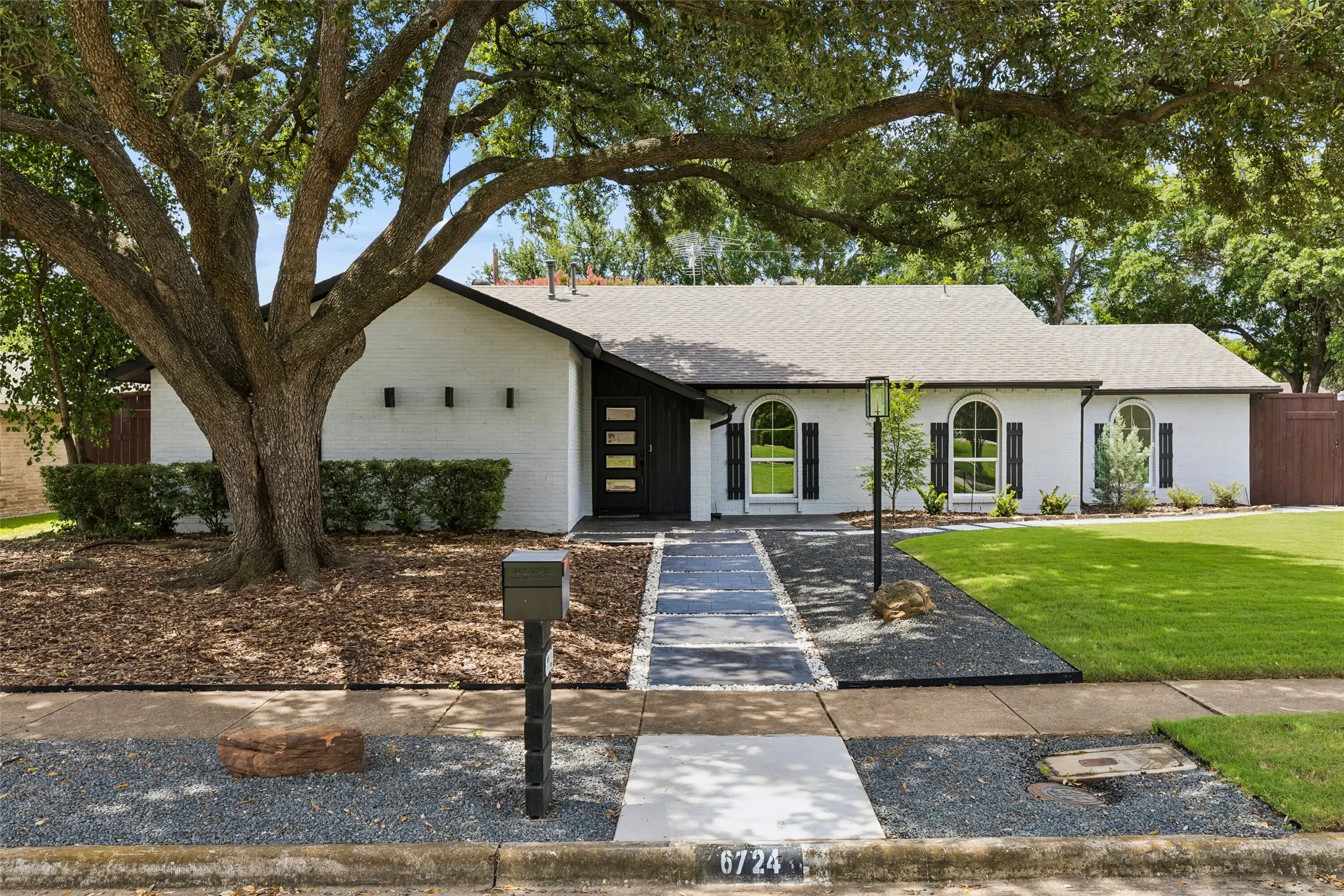 Single Family Residence For Sale
