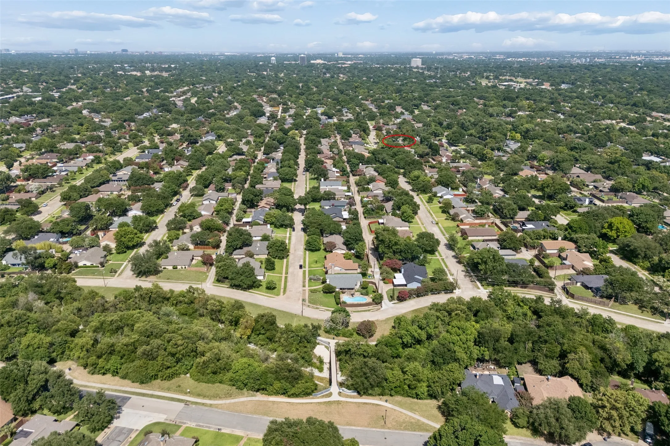 Single Family Residence For Sale in Dallas County , 6724 Leameadow Drive, Dallas, Texas 75248, 5 Bedroom, 2 Bathroom, 2 Garage spaces, 2,106 Sqft, built in 1972, mls#21314355, Real Estate Agent in Dallas, Homes For Sale in Dallas county, Homes For Sale in Dallas, Realtor in Dallas Texas, Real Estate Brokerage Independent Realty Texas, Luminita Cordes Realtor