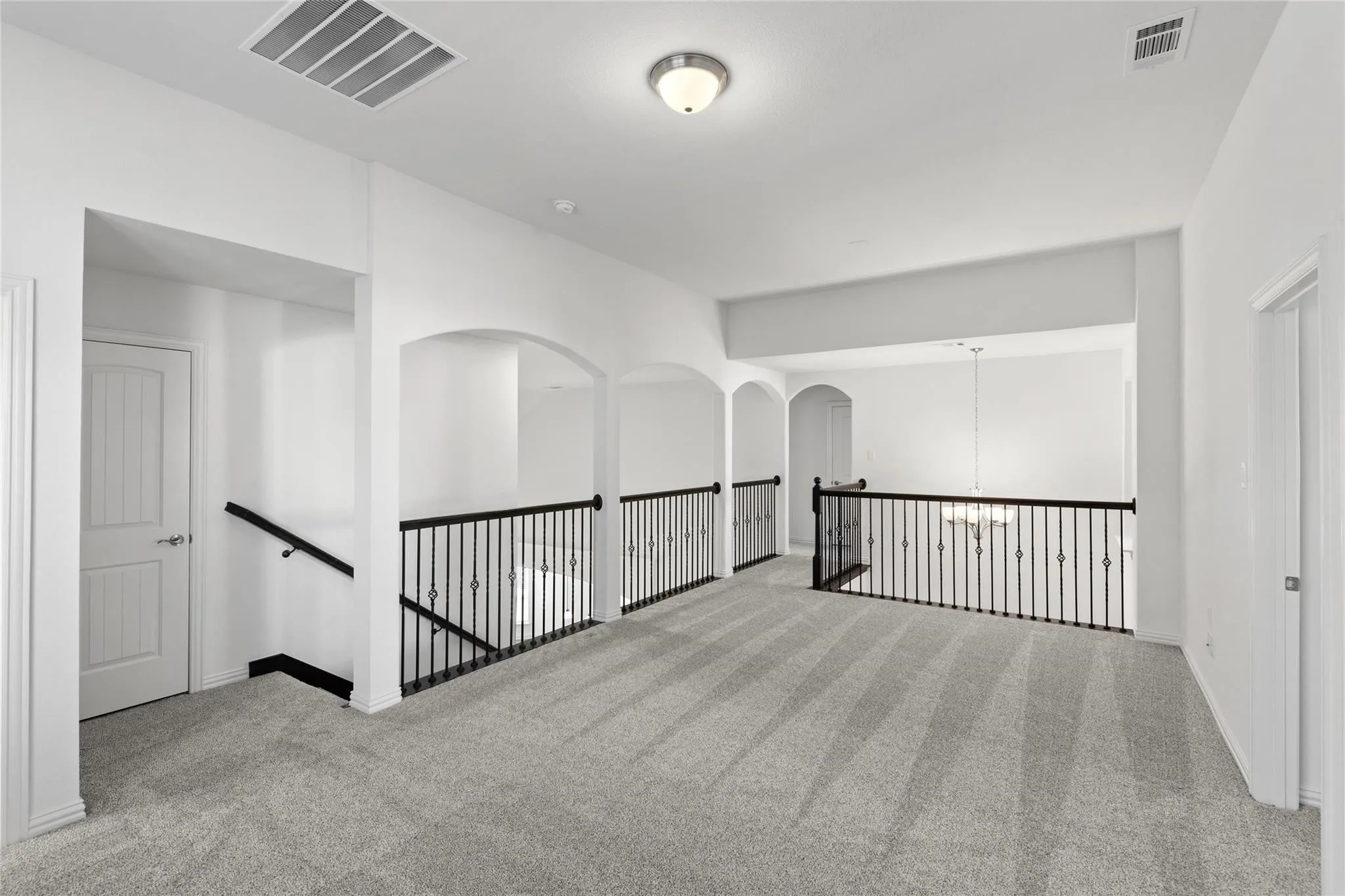 Single Family Residence For Sale in Ellis County , 2406 Colonial Lane, Midlothian, Texas 76065, 5 Bedroom, 4 Bathroom, 2 Garage spaces, 3,518 Sqft, built in 2022, mls#21309009, Real Estate Agent in Midlothian, Homes For Sale in Ellis county, Homes For Sale in Midlothian, Realtor in Midlothian Texas, Real Estate Brokerage Independent Realty Texas, Luminita Cordes Realtor