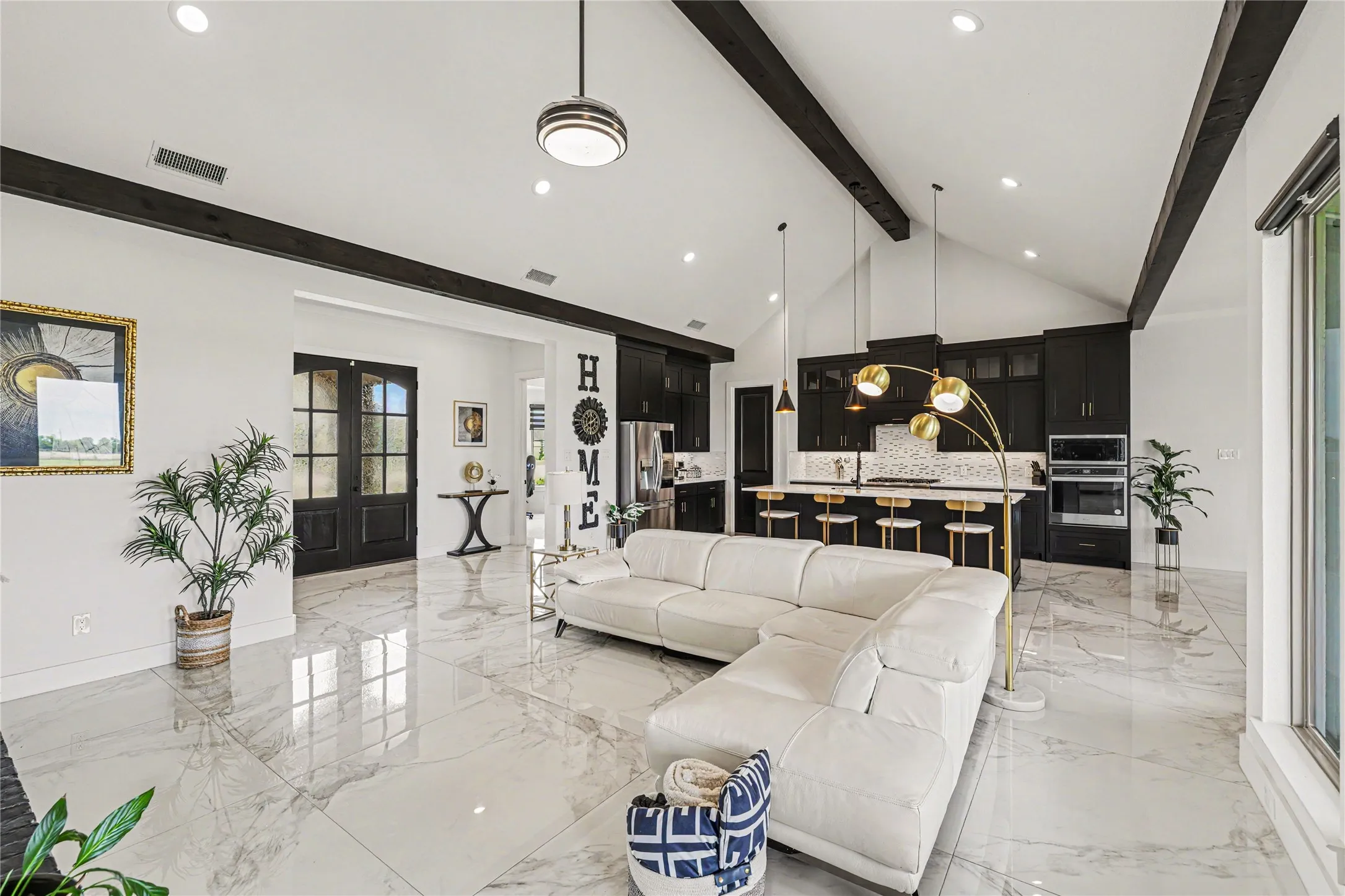 Single Family Residence For Sale in Collin County , 2909 Deer Run Trail, Farmersville, Texas 75442, 5 Bedroom, 4 Bathroom, 3 Garage spaces, 3,829 Sqft, built in 2021, mls#21288191, Real Estate Agent in Farmersville, Homes For Sale in Collin county, Homes For Sale in Farmersville, Realtor in Farmersville Texas, Real Estate Brokerage Independent Realty Texas, Luminita Cordes Realtor