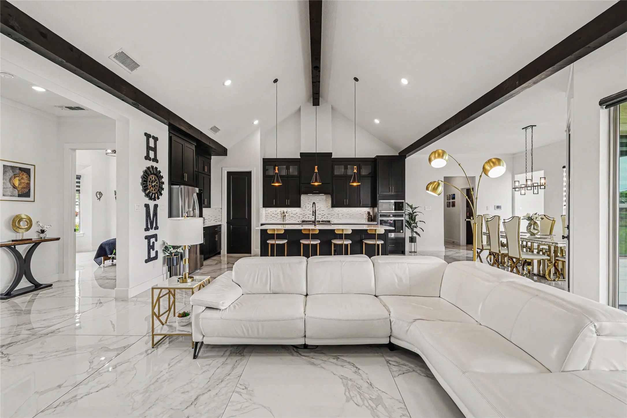 Single Family Residence For Sale in Collin County , 2909 Deer Run Trail, Farmersville, Texas 75442, 5 Bedroom, 4 Bathroom, 3 Garage spaces, 3,829 Sqft, built in 2021, mls#21288191, Real Estate Agent in Farmersville, Homes For Sale in Collin county, Homes For Sale in Farmersville, Realtor in Farmersville Texas, Real Estate Brokerage Independent Realty Texas, Luminita Cordes Realtor