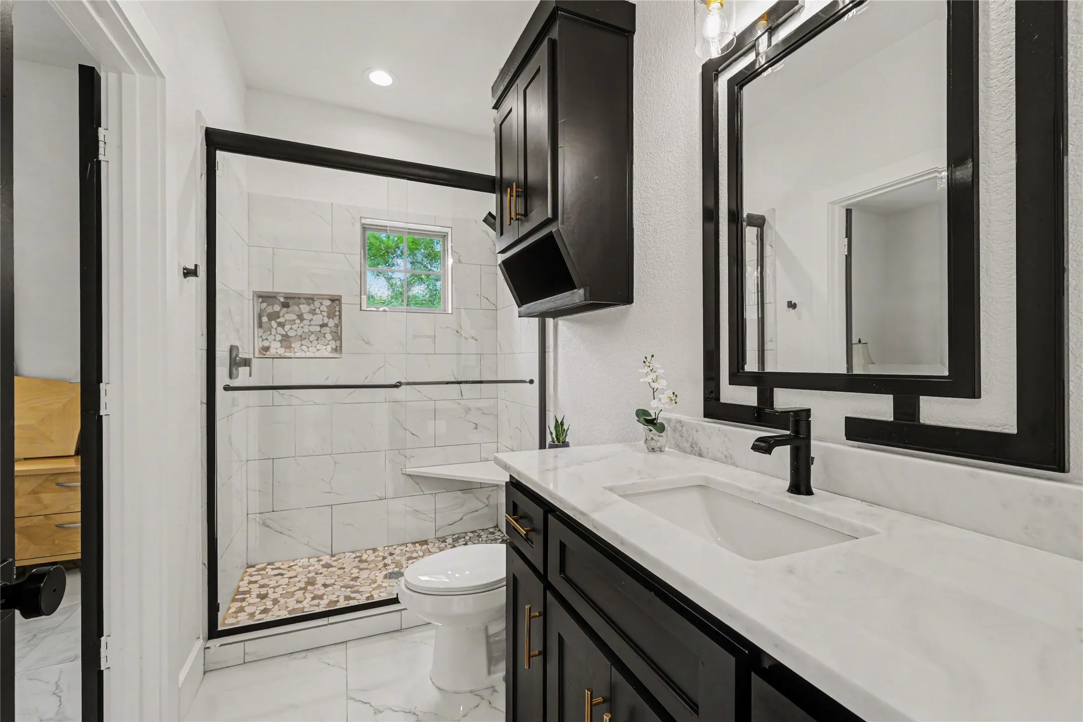 Single Family Residence For Sale in Collin County , 2909 Deer Run Trail, Farmersville, Texas 75442, 5 Bedroom, 4 Bathroom, 3 Garage spaces, 3,829 Sqft, built in 2021, mls#21288191, Real Estate Agent in Farmersville, Homes For Sale in Collin county, Homes For Sale in Farmersville, Realtor in Farmersville Texas, Real Estate Brokerage Independent Realty Texas, Luminita Cordes Realtor
