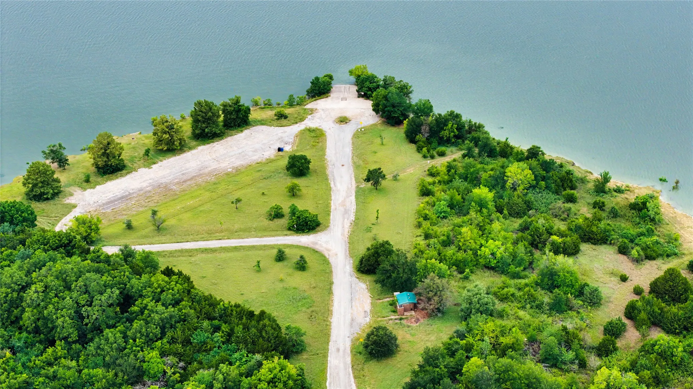 Single Family Residence For Sale in Collin County , 2909 Deer Run Trail, Farmersville, Texas 75442, 5 Bedroom, 4 Bathroom, 3 Garage spaces, 3,829 Sqft, built in 2021, mls#21288191, Real Estate Agent in Farmersville, Homes For Sale in Collin county, Homes For Sale in Farmersville, Realtor in Farmersville Texas, Real Estate Brokerage Independent Realty Texas, Luminita Cordes Realtor