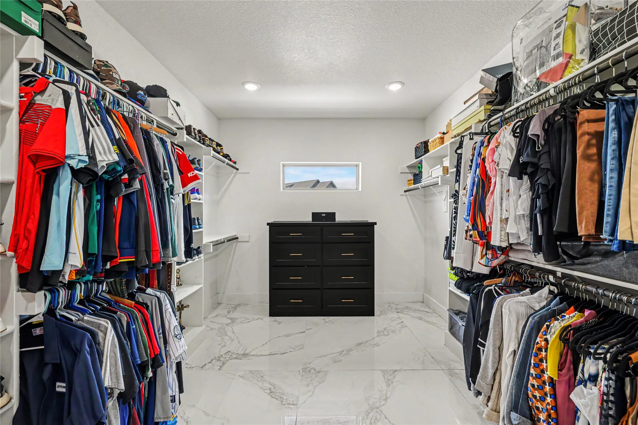 Single Family Residence For Sale in Collin County , 2909 Deer Run Trail, Farmersville, Texas 75442, 5 Bedroom, 4 Bathroom, 3 Garage spaces, 3,829 Sqft, built in 2021, mls#21288191, Real Estate Agent in Farmersville, Homes For Sale in Collin county, Homes For Sale in Farmersville, Realtor in Farmersville Texas, Real Estate Brokerage Independent Realty Texas, Luminita Cordes Realtor