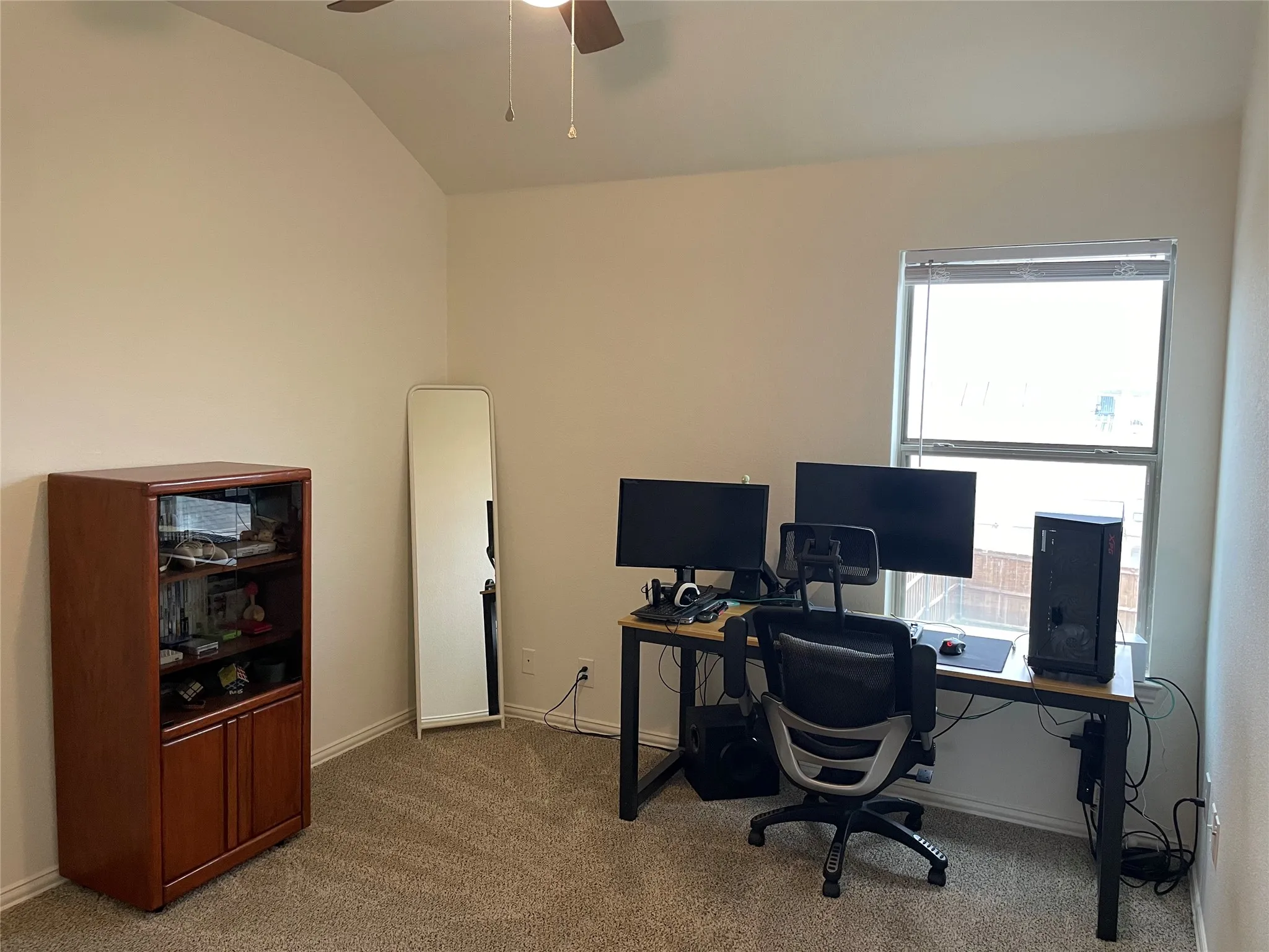 Duplex For Rent in Denton County , 233 Irick Court, Aubrey, Texas 76227, 3 Bedroom, 3 Bathroom, 2 Garage spaces, 1,346 Sqft, built in 2008, mls#21316751, Real Estate Agent in Aubrey, Homes For Rent in Denton county, Homes For Rent in Aubrey, Realtor in Aubrey Texas, Real Estate Brokerage Independent Realty Texas, Luminita Cordes Realtor