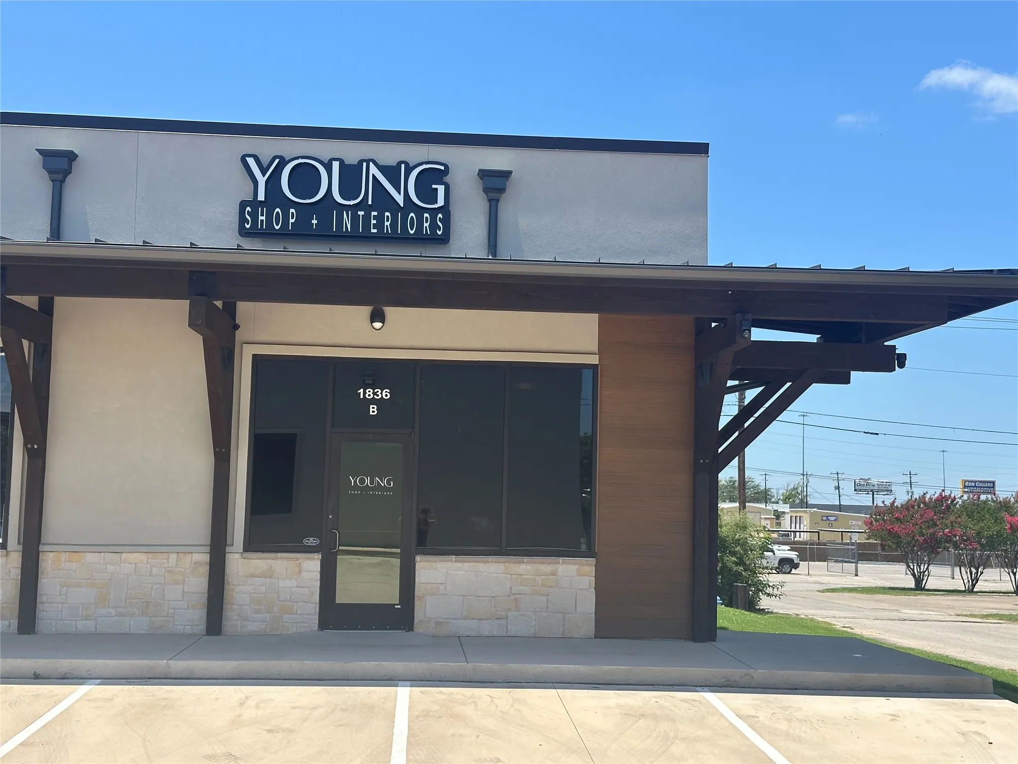 Office For Rent in Hood County , 1836 N Plaza Drive B, Granbury, Texas 76049, 0, 0, Garage spaces, 9,067 Sqft, built in 2024, Price $2,428, mls#21315250, Real Estate Agent in Granbury, Homes For Rent in Hood county, Homes For Rent in Granbury, Realtor in Granbury Texas, Real Estate Brokerage Independent Realty Texas, Luminita Cordes Realtor