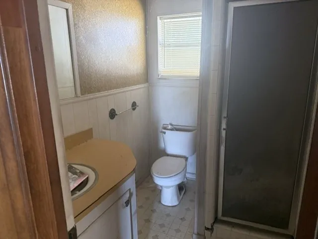 Single Family Residence For Sale in Johnson County , 2736 County Road 314, Cleburne, Texas 76031, 3 Bedroom, 2 Bathroom, 2 Garage spaces, 3,023 Sqft, built in 1965, mls#21312877, Real Estate Agent in Cleburne, Homes For Sale in Johnson county, Homes For Sale in Cleburne, Realtor in Cleburne Texas, Real Estate Brokerage Independent Realty Texas, Luminita Cordes Realtor