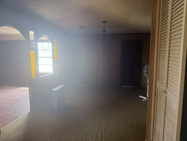 Single Family Residence For Sale in Johnson County , 2736 County Road 314, Cleburne, Texas 76031, 3 Bedroom, 2 Bathroom, 2 Garage spaces, 3,023 Sqft, built in 1965, mls#21312877, Real Estate Agent in Cleburne, Homes For Sale in Johnson county, Homes For Sale in Cleburne, Realtor in Cleburne Texas, Real Estate Brokerage Independent Realty Texas, Luminita Cordes Realtor