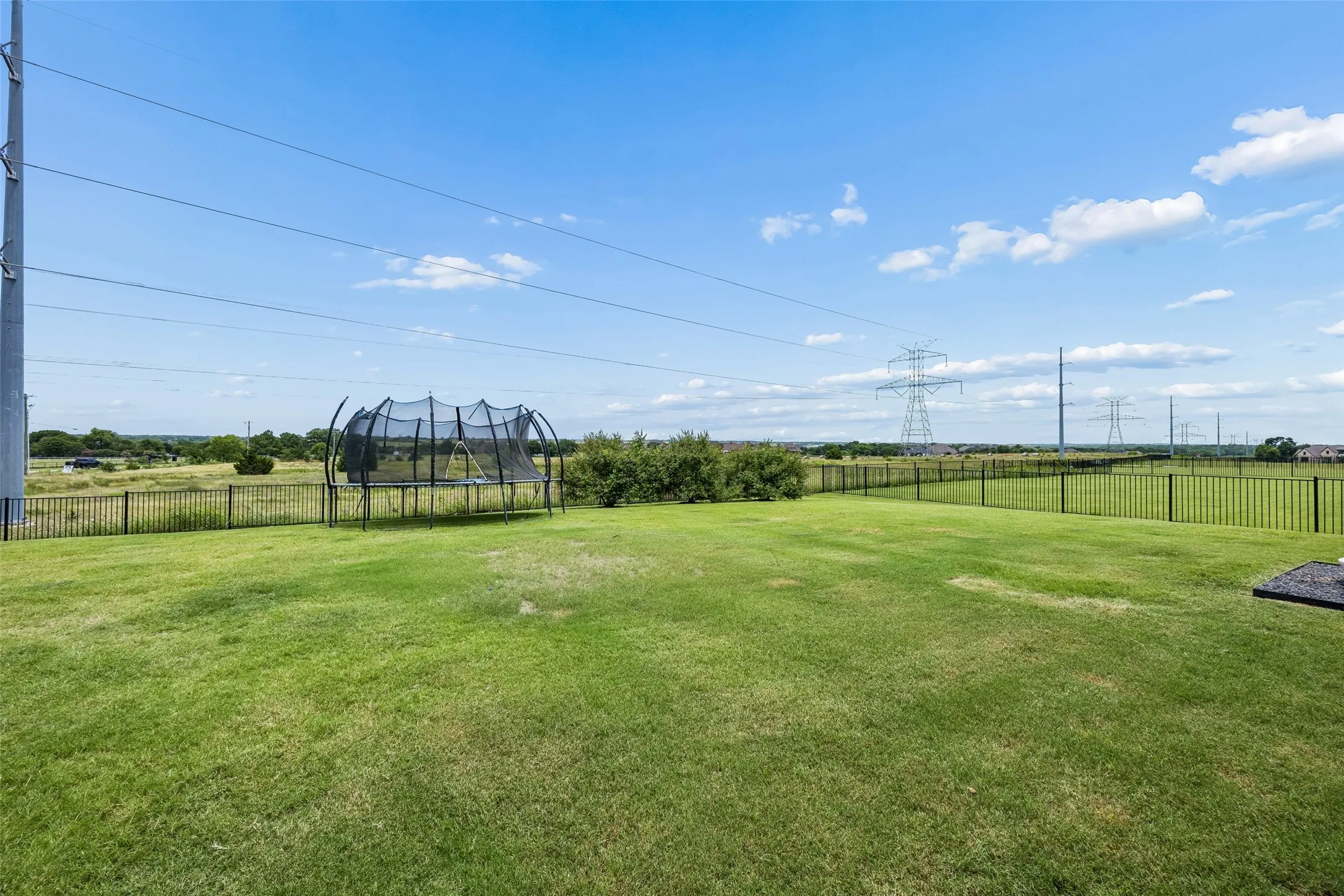 Single Family Residence For Sale in Rockwall County , 105 Stafford Drive, Heath, Texas 75032, 4 Bedroom, 5 Bathroom, 3 Garage spaces, 4,098 Sqft, built in 2023, mls#21310868, Real Estate Agent in Heath, Homes For Sale in Rockwall county, Homes For Sale in Heath, Realtor in Heath Texas, Real Estate Brokerage Independent Realty Texas, Luminita Cordes Realtor