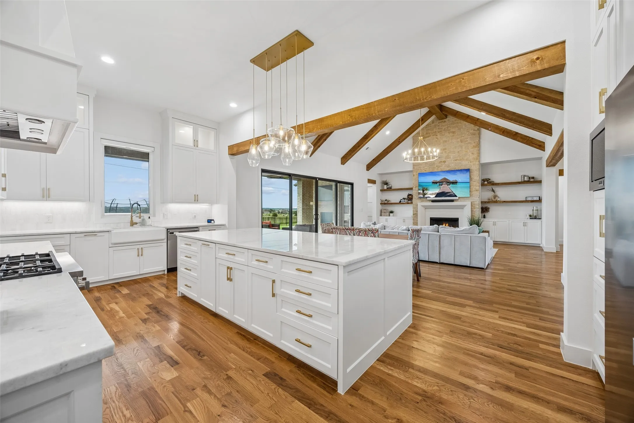 Single Family Residence For Sale in Rockwall County , 105 Stafford Drive, Heath, Texas 75032, 4 Bedroom, 5 Bathroom, 3 Garage spaces, 4,098 Sqft, built in 2023, mls#21310868, Real Estate Agent in Heath, Homes For Sale in Rockwall county, Homes For Sale in Heath, Realtor in Heath Texas, Real Estate Brokerage Independent Realty Texas, Luminita Cordes Realtor