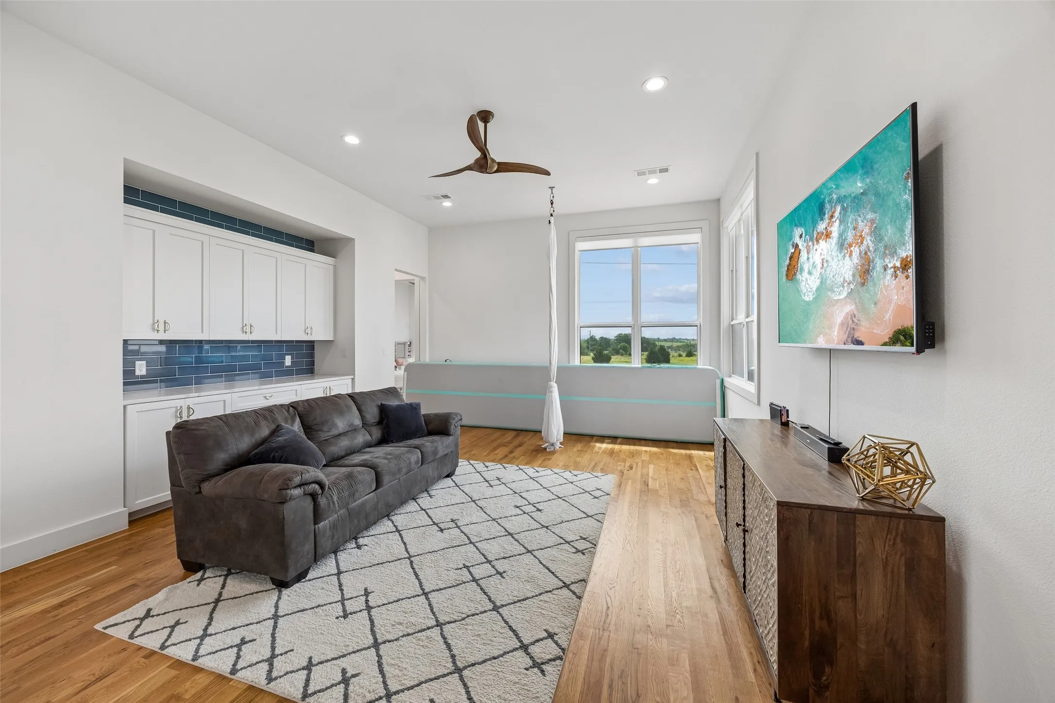 Single Family Residence For Sale in Rockwall County , 105 Stafford Drive, Heath, Texas 75032, 4 Bedroom, 5 Bathroom, 3 Garage spaces, 4,098 Sqft, built in 2023, mls#21310868, Real Estate Agent in Heath, Homes For Sale in Rockwall county, Homes For Sale in Heath, Realtor in Heath Texas, Real Estate Brokerage Independent Realty Texas, Luminita Cordes Realtor