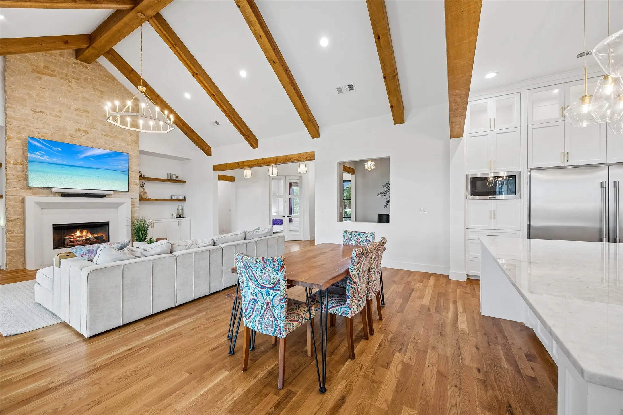 Single Family Residence For Sale in Rockwall County , 105 Stafford Drive, Heath, Texas 75032, 4 Bedroom, 5 Bathroom, 3 Garage spaces, 4,098 Sqft, built in 2023, mls#21310868, Real Estate Agent in Heath, Homes For Sale in Rockwall county, Homes For Sale in Heath, Realtor in Heath Texas, Real Estate Brokerage Independent Realty Texas, Luminita Cordes Realtor